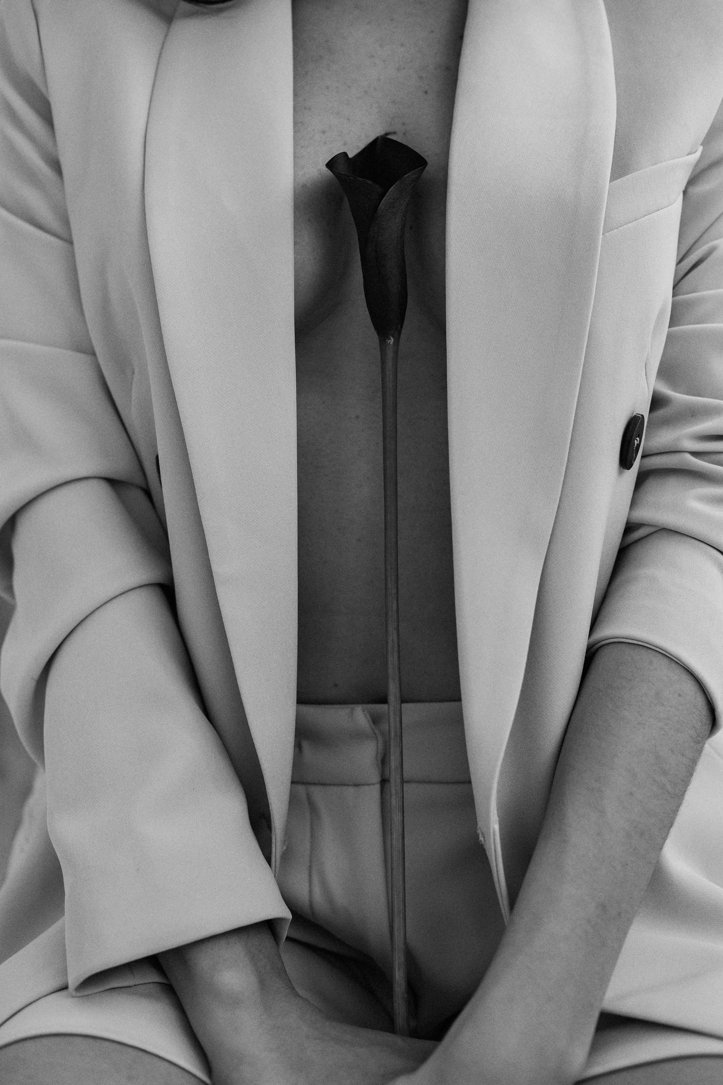 To Be a Woman. Photographer in Montenegro — professional photoshoots