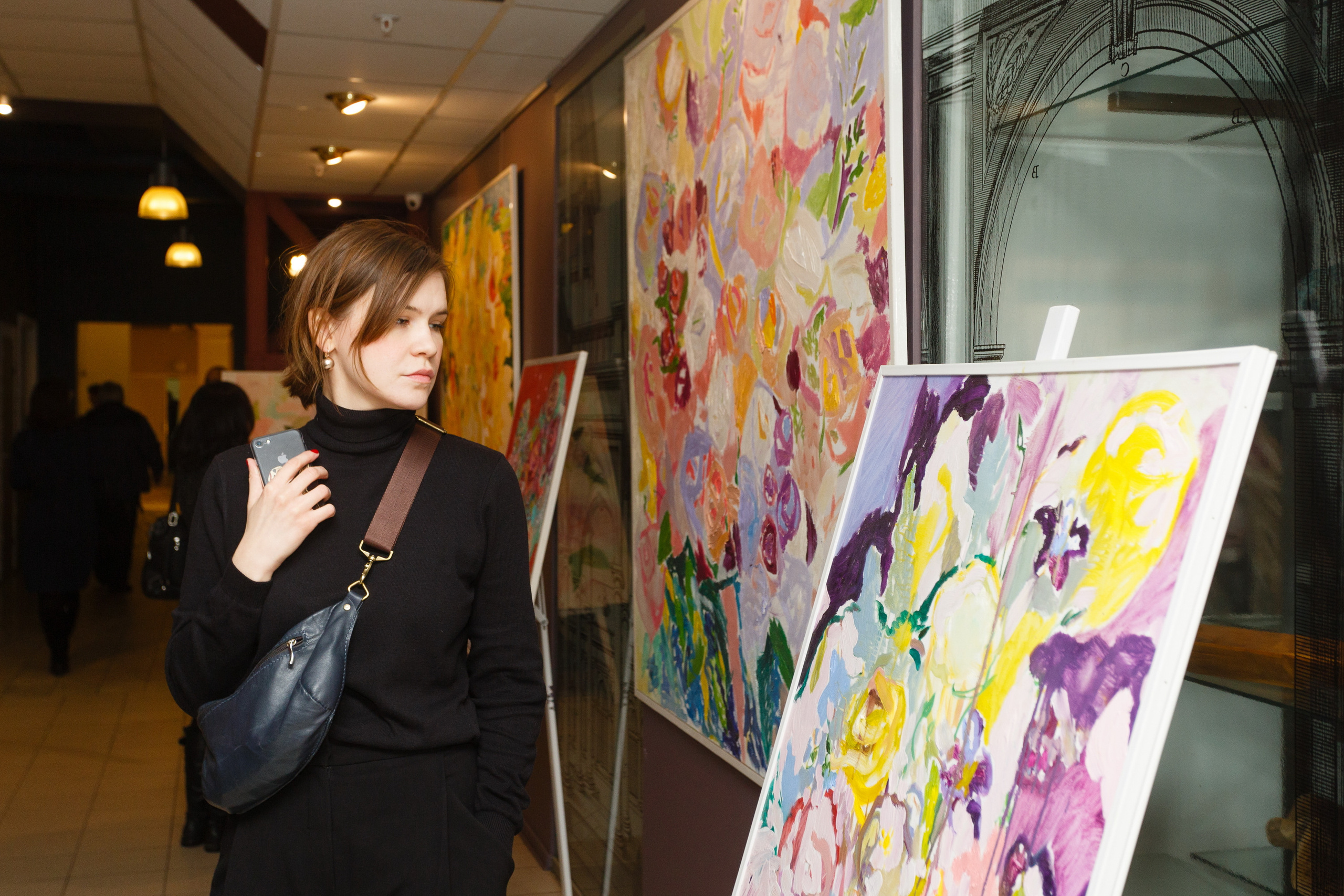 Профессиональный репортажный фотограф на выставки, презентации и другие светские мероприятия, в Санкт-Петербурге.