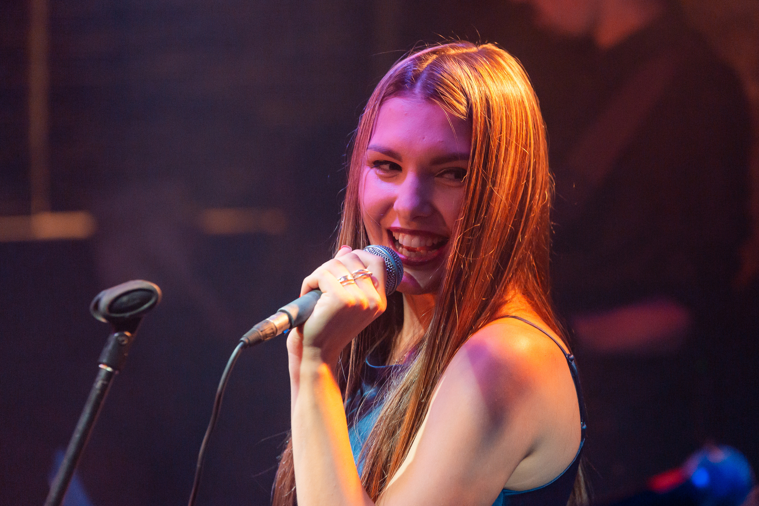 Профессиональный репортажный фотограф на концерты, фестивали и праздничные мероприятия в Санкт-Петербурге и области.