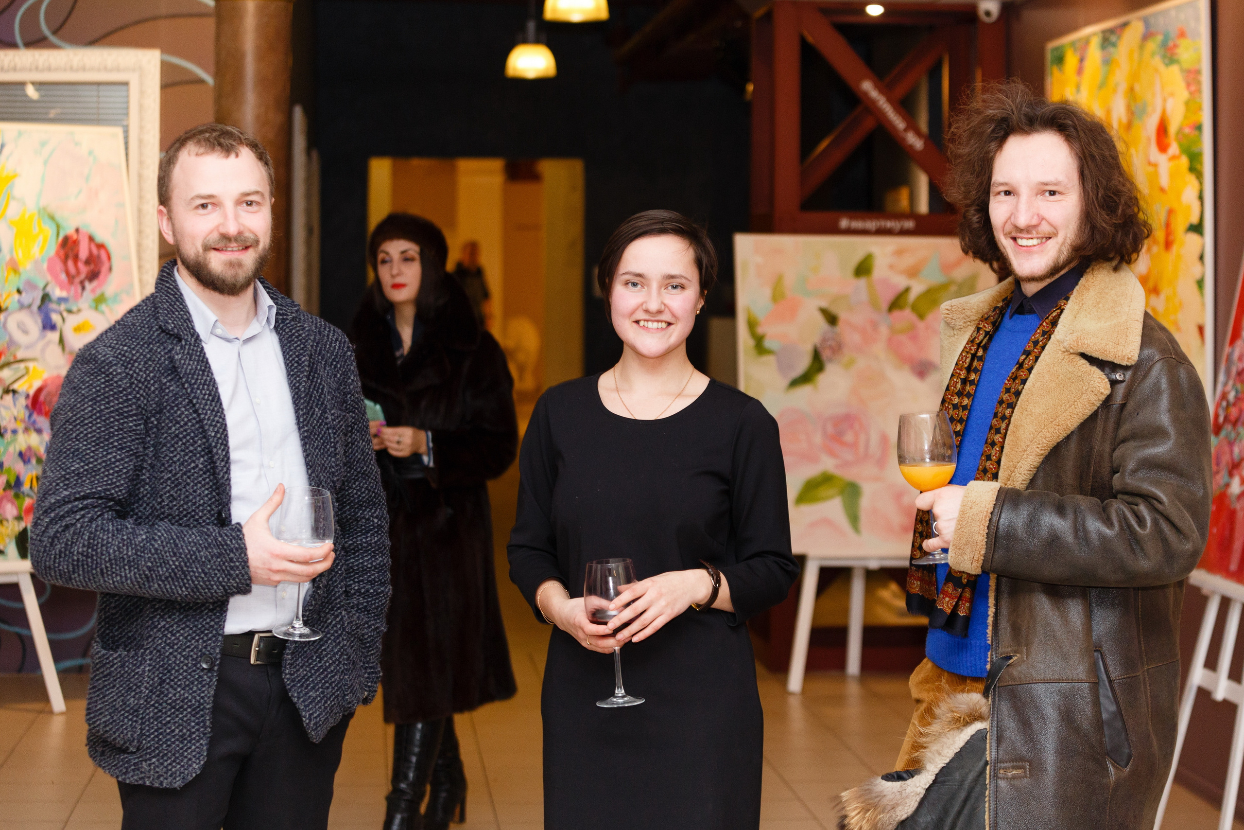 Профессиональный репортажный фотограф на выставки, презентации и другие светские мероприятия, в Санкт-Петербурге.