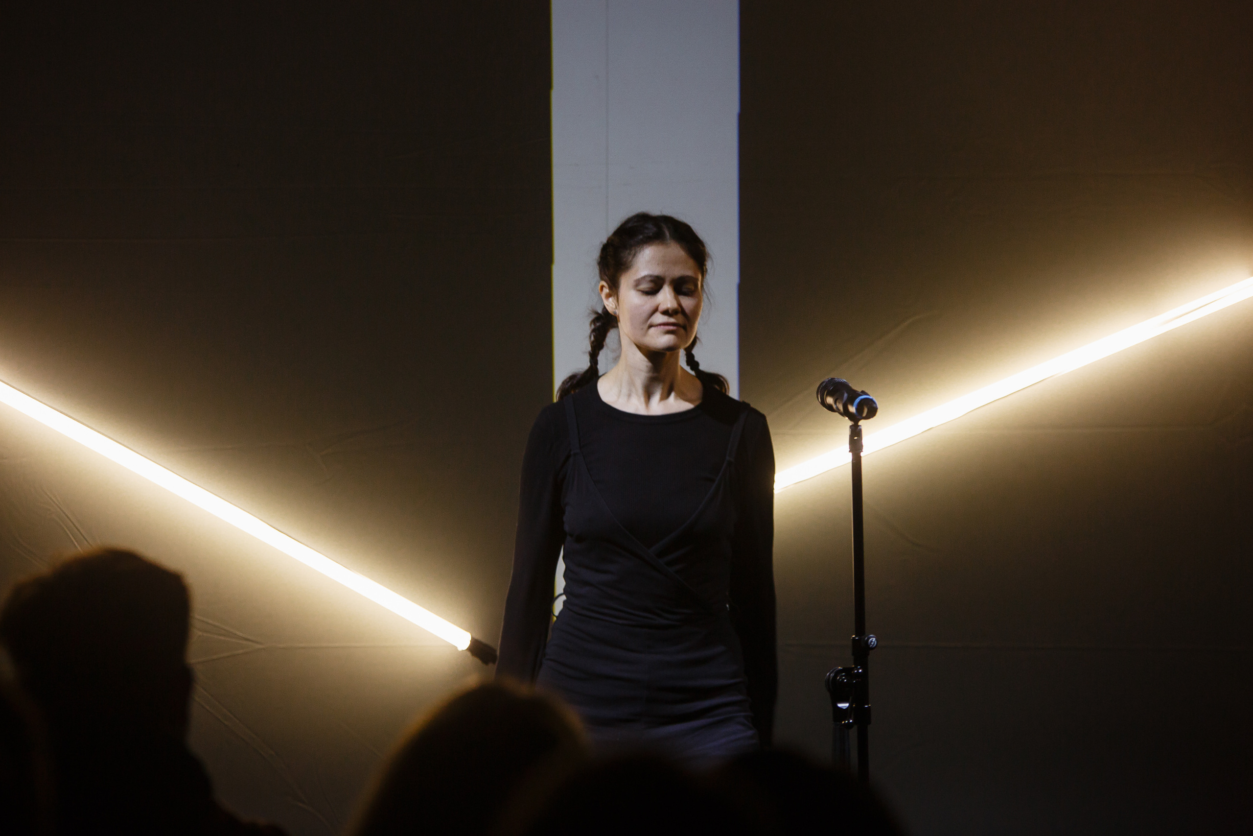 Профессиональный репортажный фотограф на концерты и фестивали в Санкт-Петербурге и области.