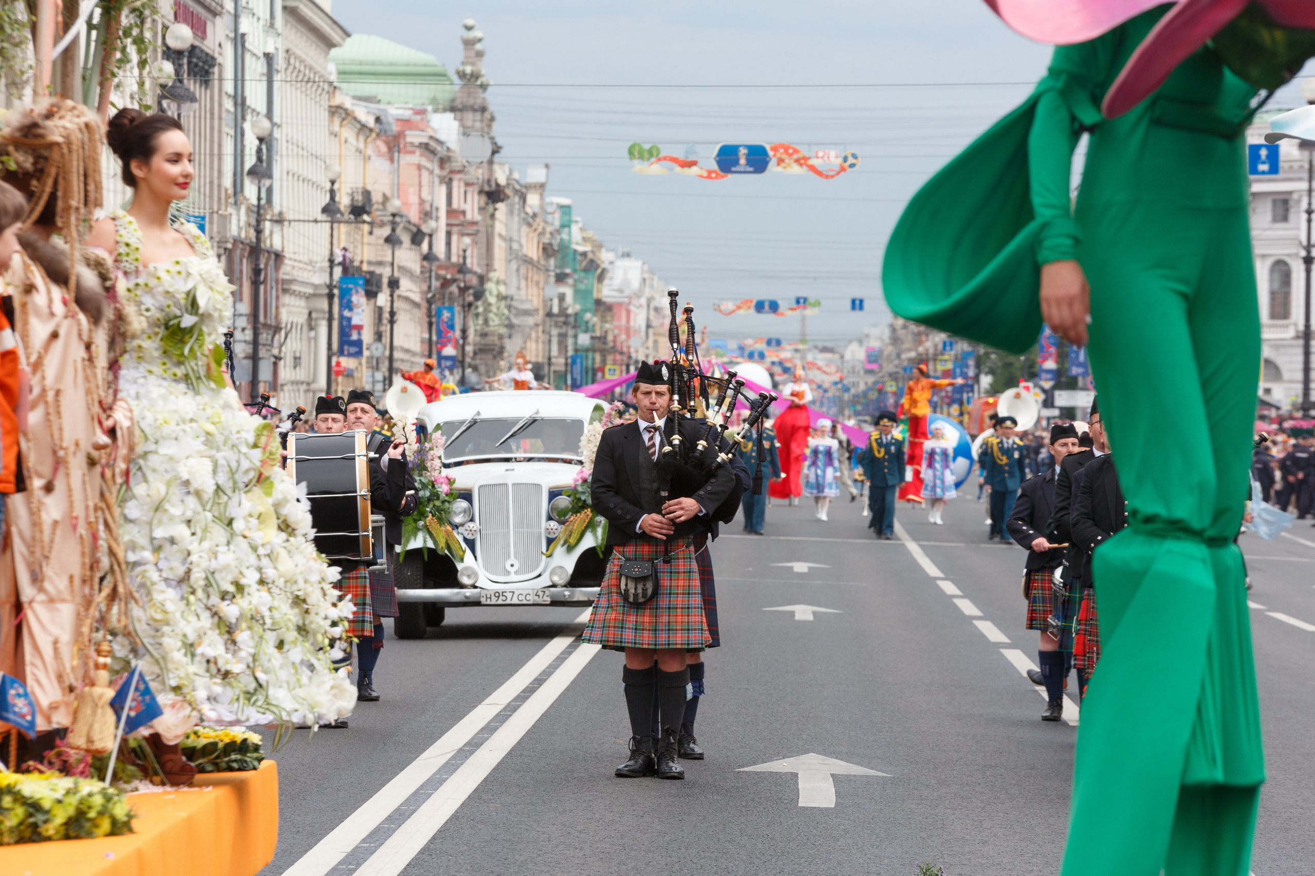 Профессиональный репортажный фотограф на концерты, фестивали и праздничные мероприятия в Санкт-Петербурге и области.