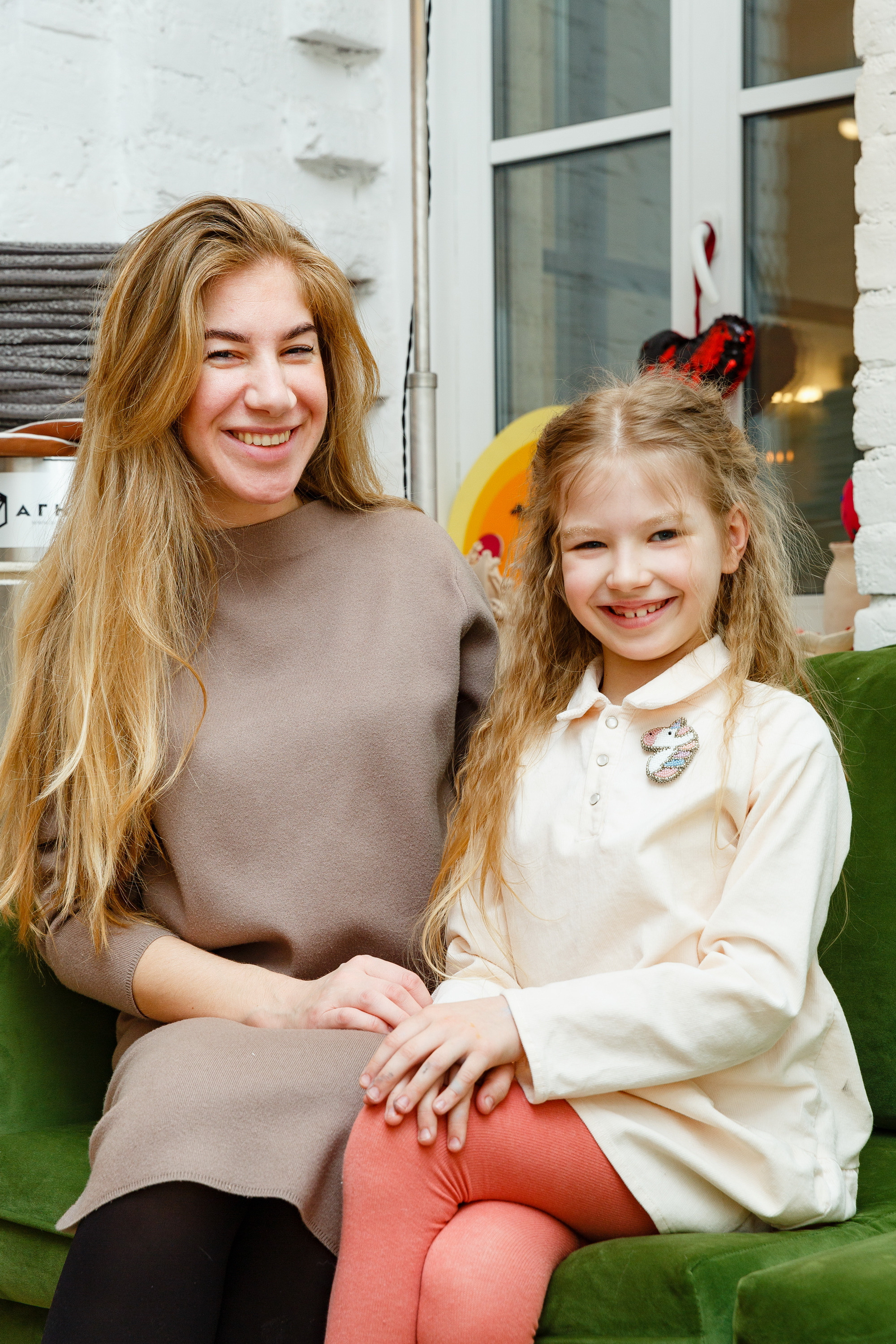 Профессиональный фотограф на праздник, вечеринку, корпоратив. Репортажная фотосъёмка частных мероприятий, детских праздников, вечеринок и мастерклассов в Санкт-Петербурге.