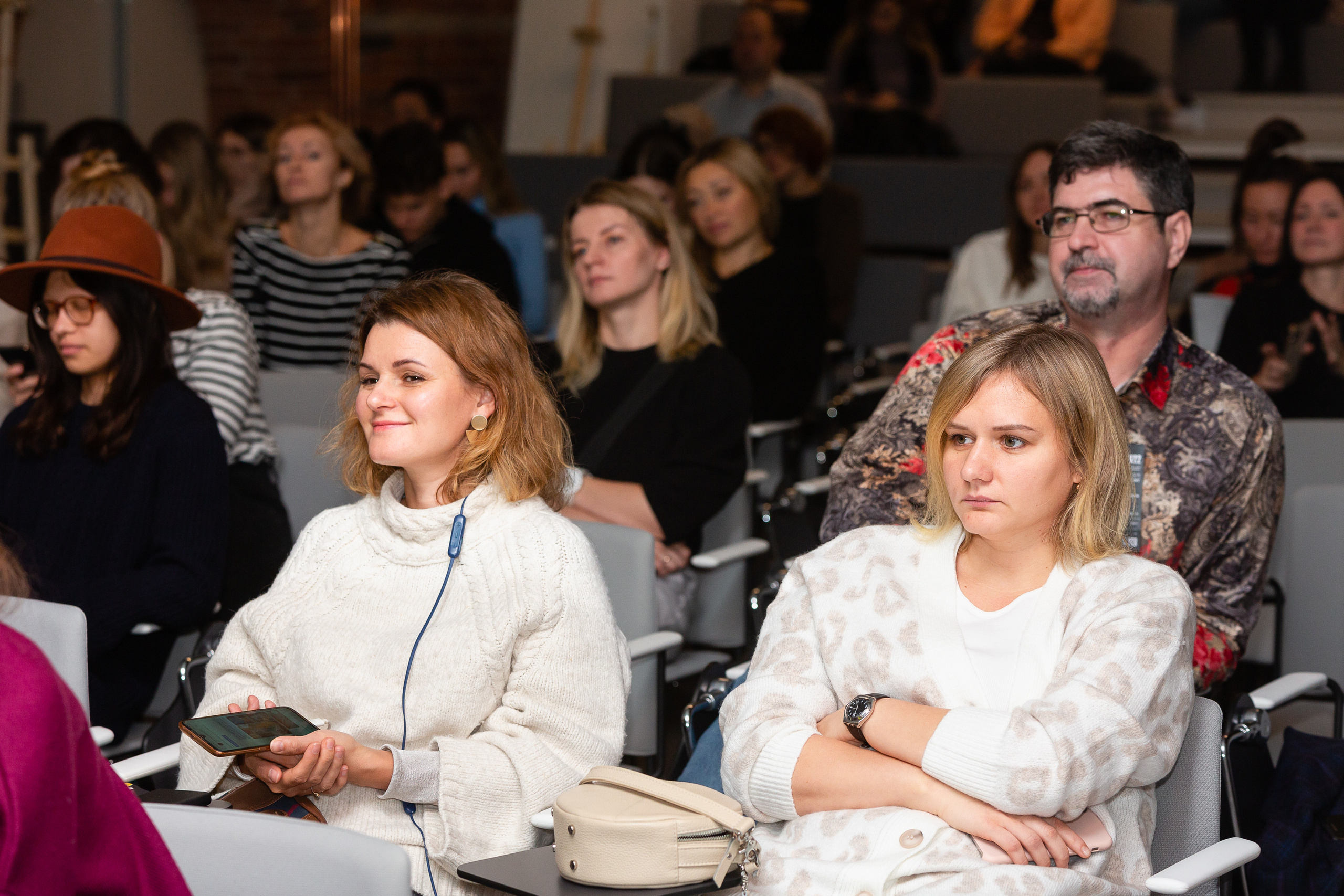 Профессиональный фотограф на форум, конференцию и другие мероприятия в Санкт-Петербурге. Репортажная фотосъёмка массовых мероприятий для компаний, частных лиц, выставочных и лекционных пространств, event-агентств.