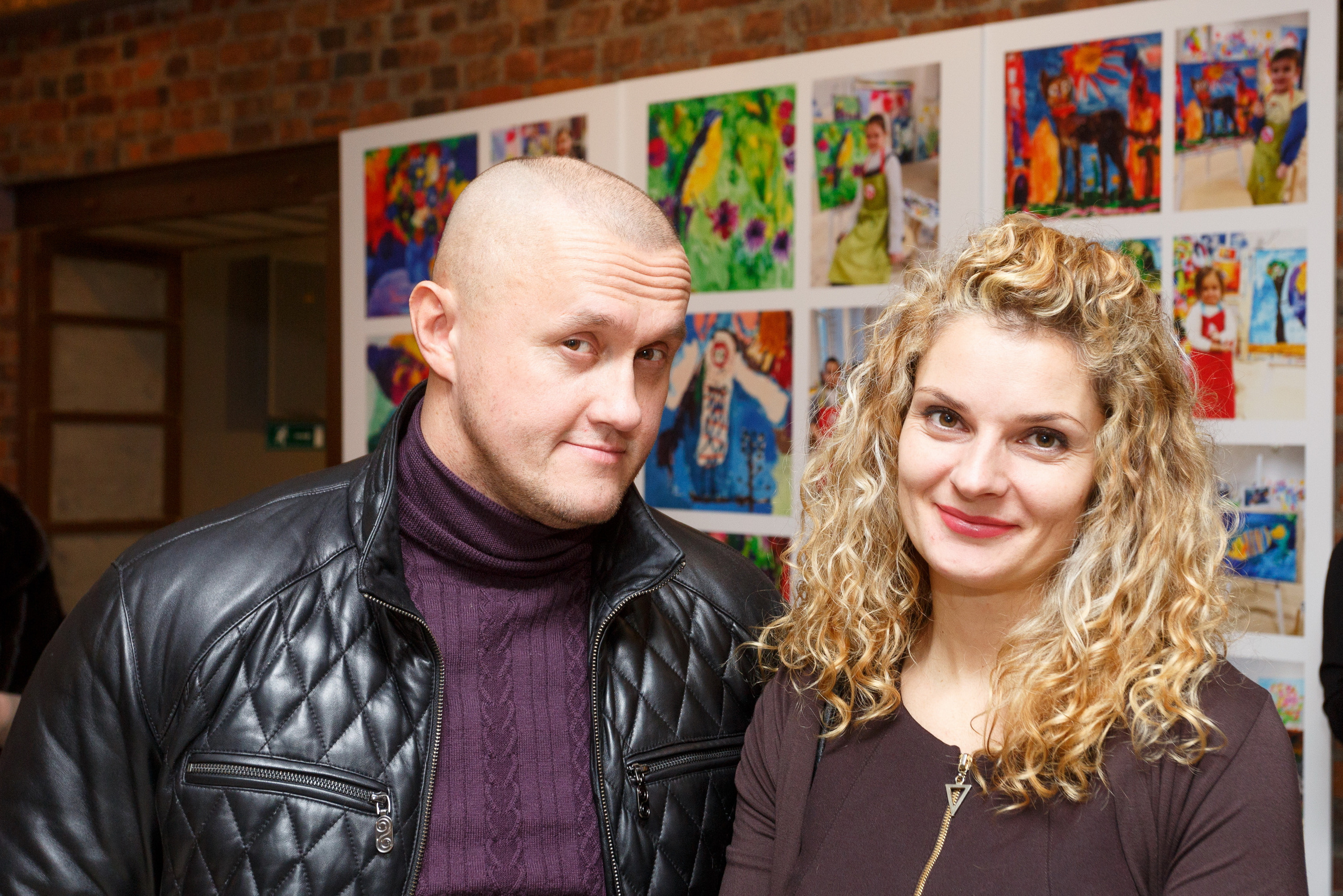 Профессиональный репортажный фотограф на выставки, презентации и другие светские мероприятия, в Санкт-Петербурге.