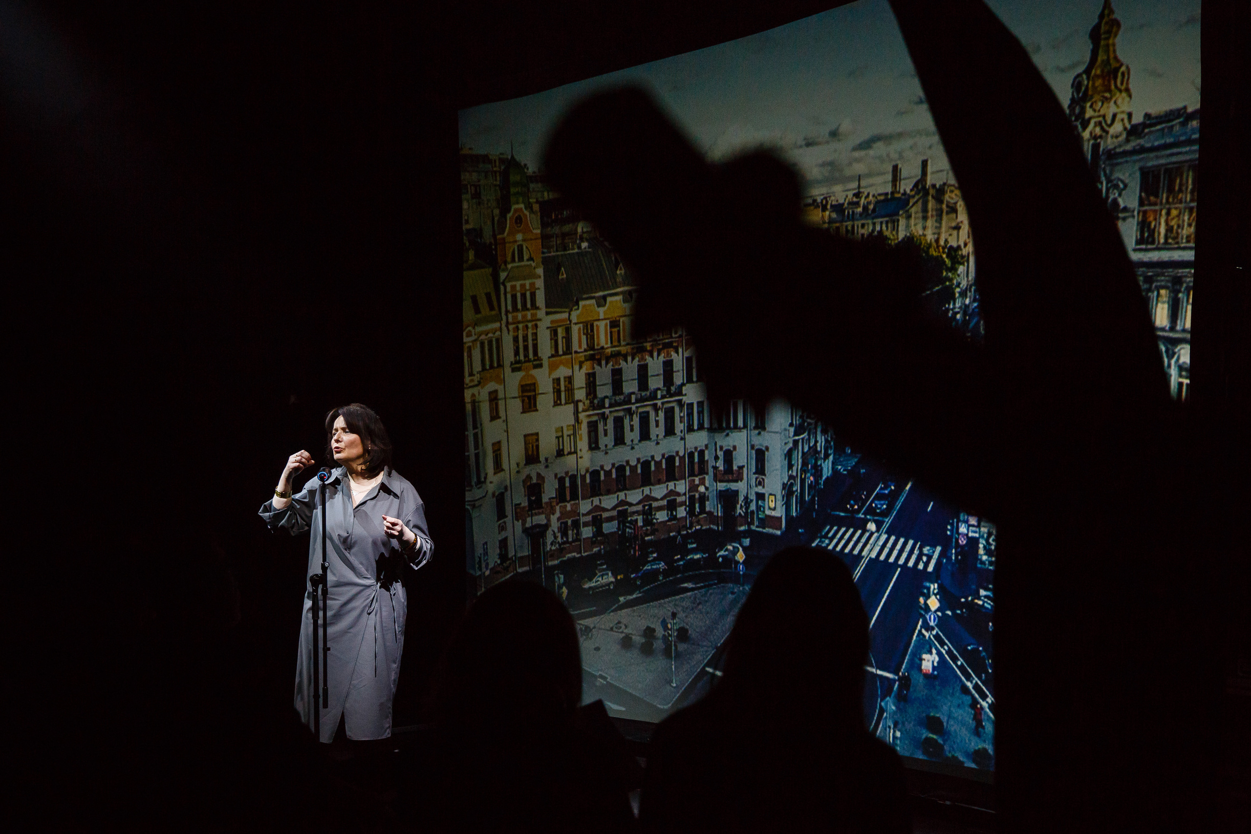 Профессиональный репортажный фотограф на концерты и фестивали в Санкт-Петербурге и области.