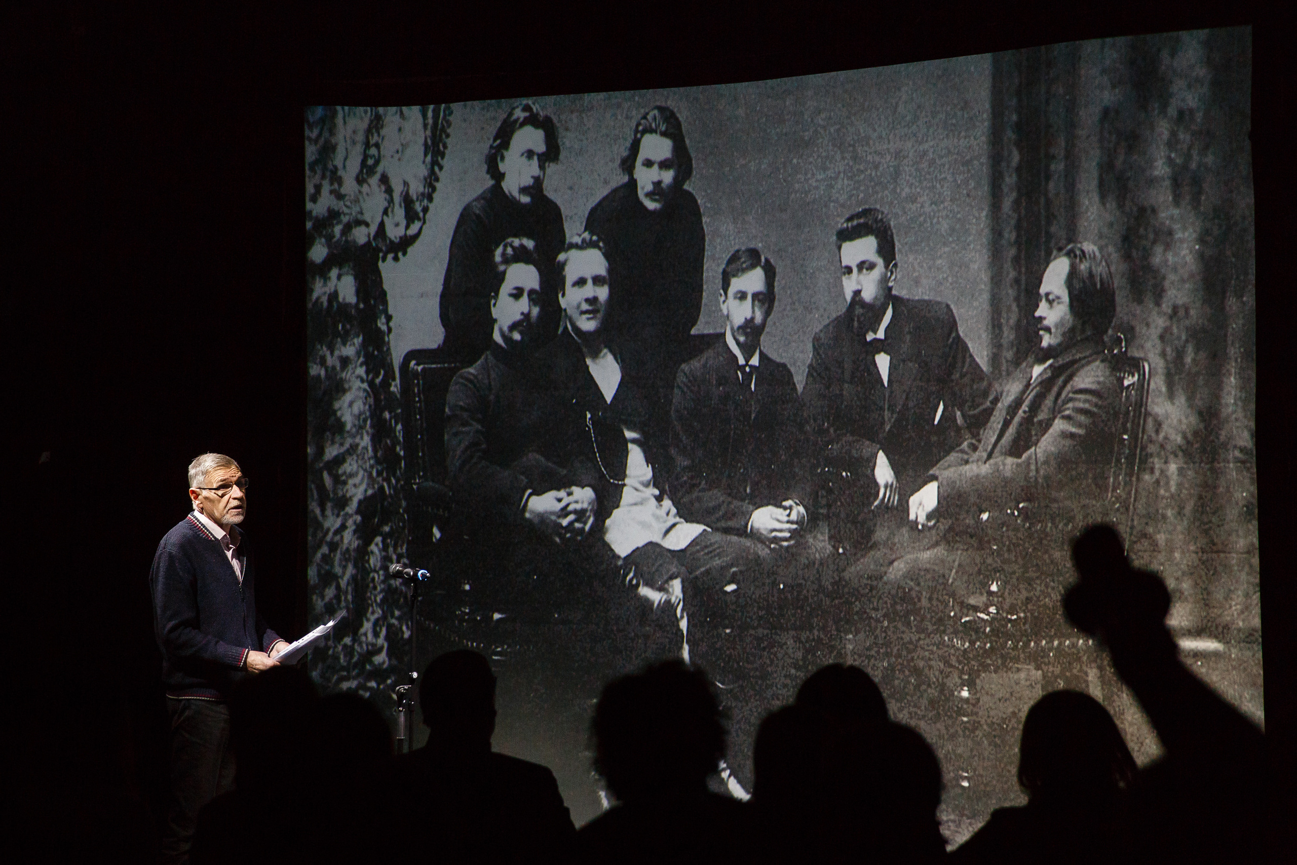 Профессиональный репортажный фотограф на концерты и фестивали в Санкт-Петербурге и области.