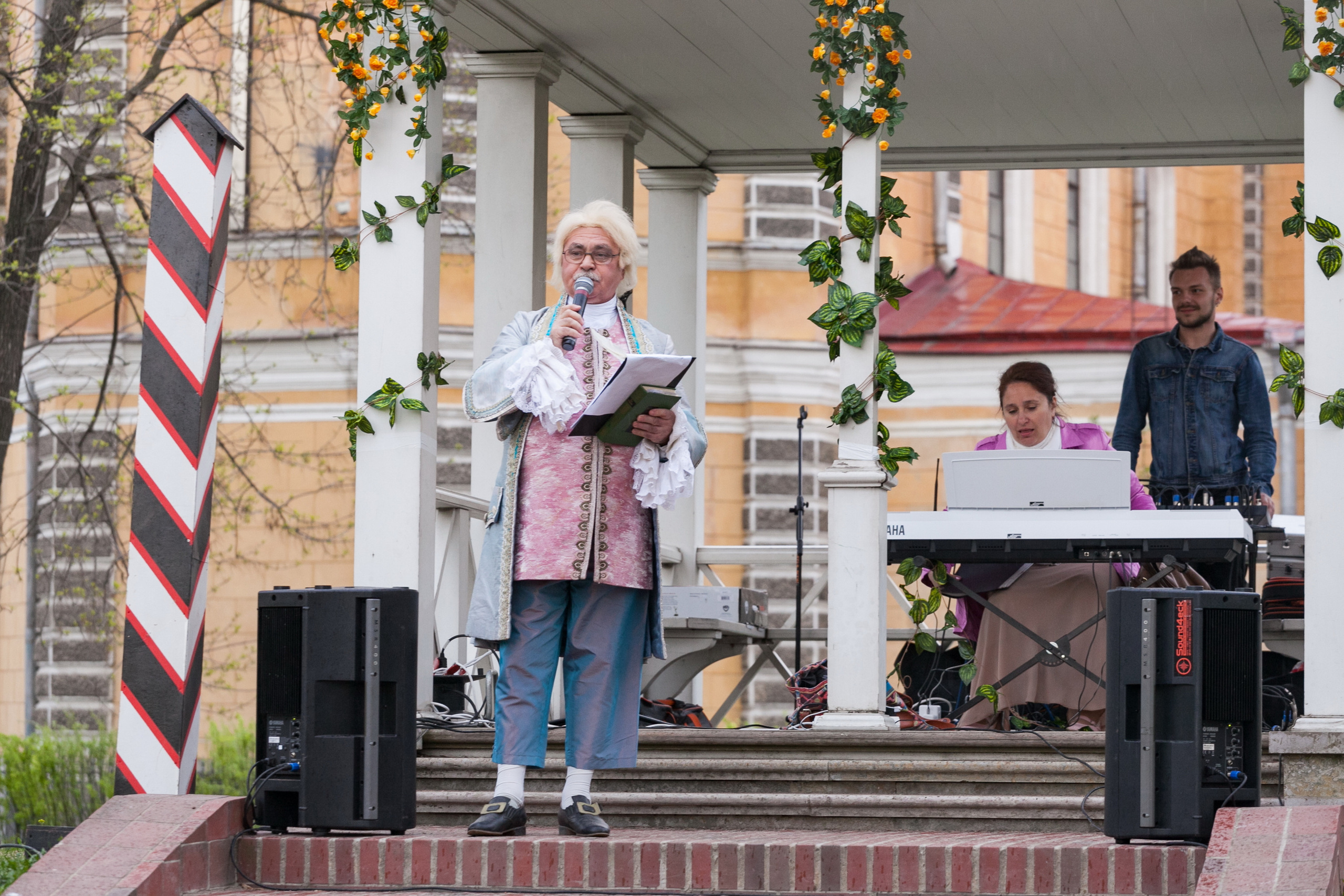 Профессиональный репортажный фотограф на концерты и фестивали в Санкт-Петербурге и области.