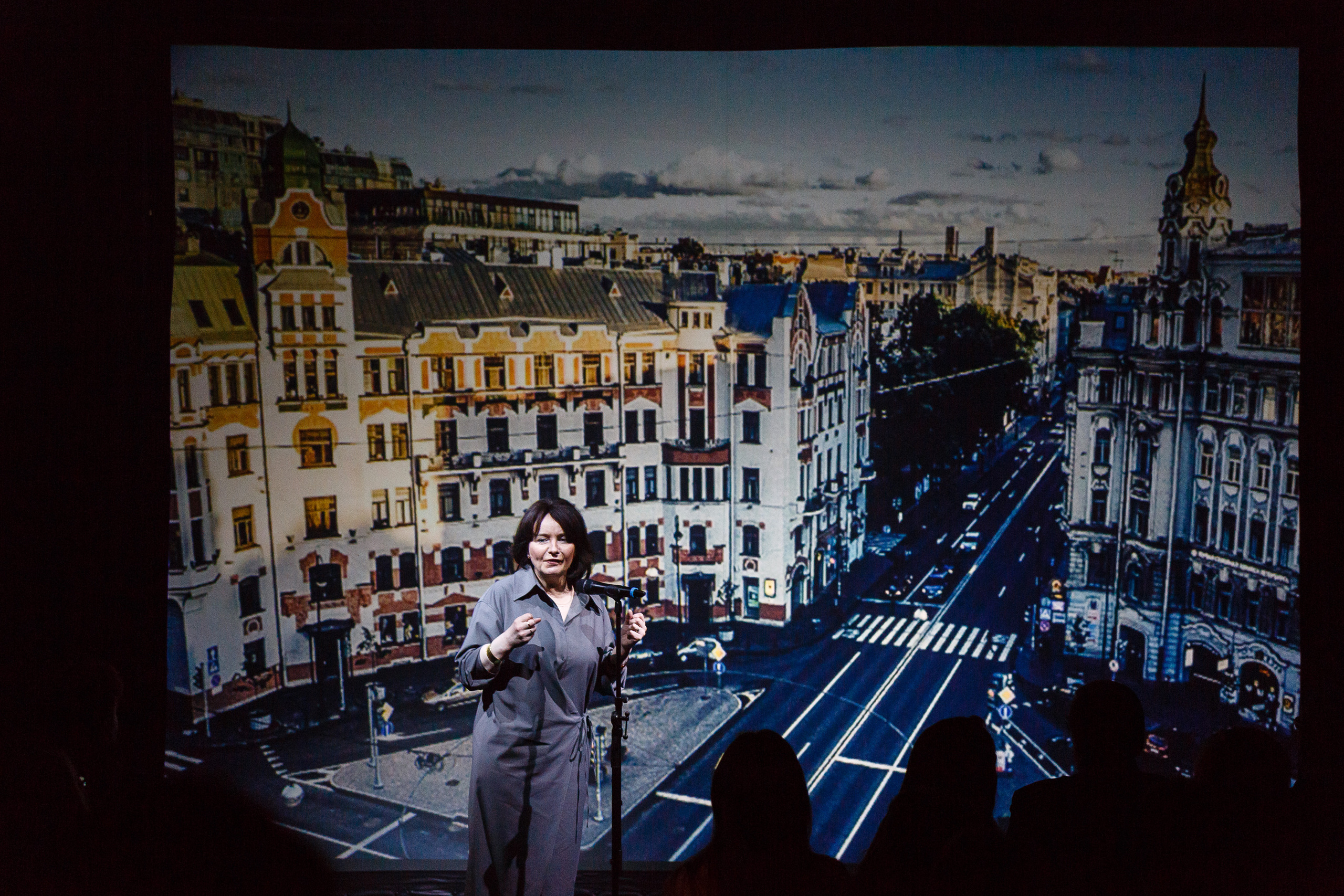 Профессиональный репортажный фотограф на концерты и фестивали в Санкт-Петербурге и области.