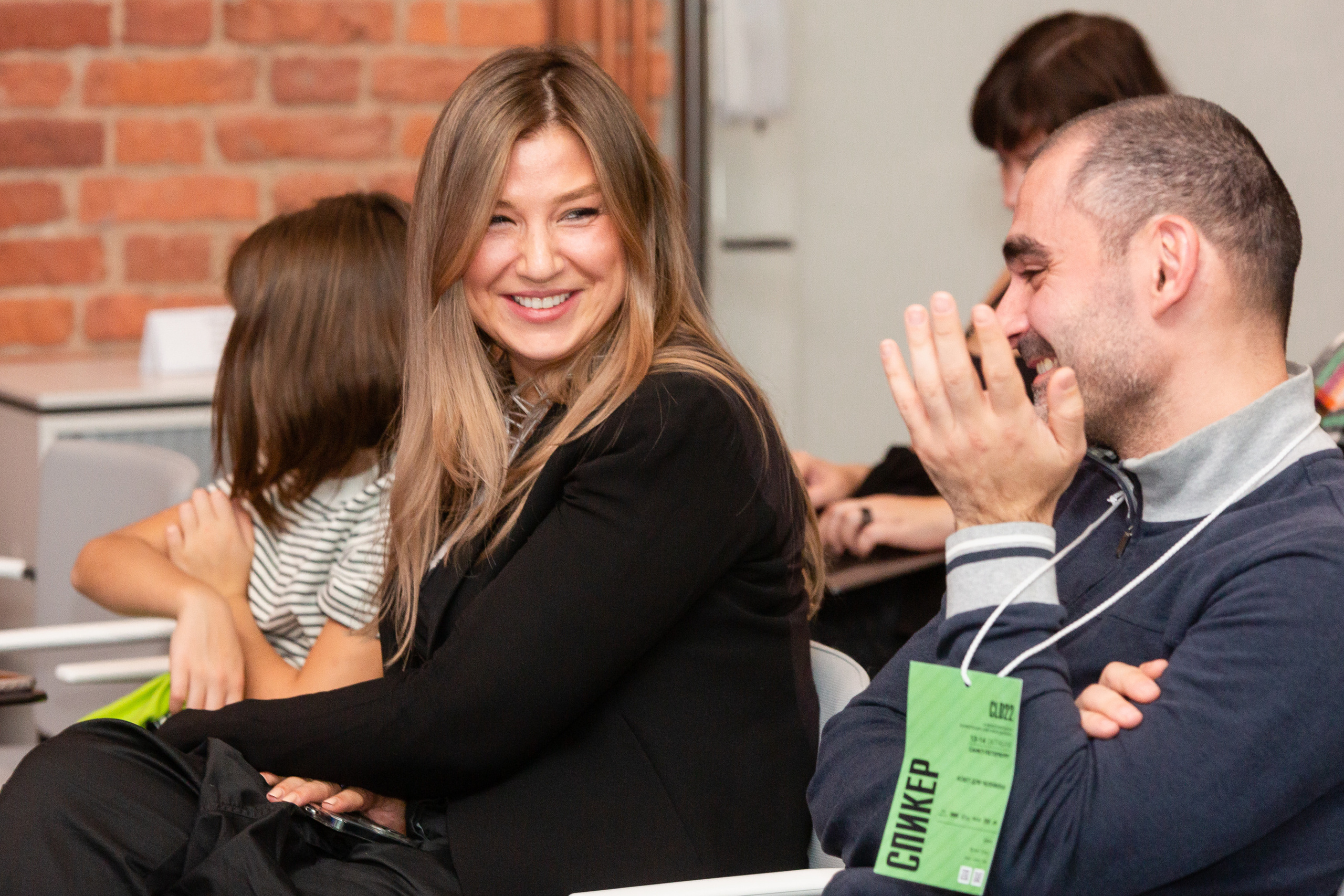 Профессиональный фотограф на форум, конференцию и другие мероприятия в Санкт-Петербурге. Репортажная фотосъёмка массовых мероприятий для компаний, частных лиц, выставочных и лекционных пространств, event-агентств.