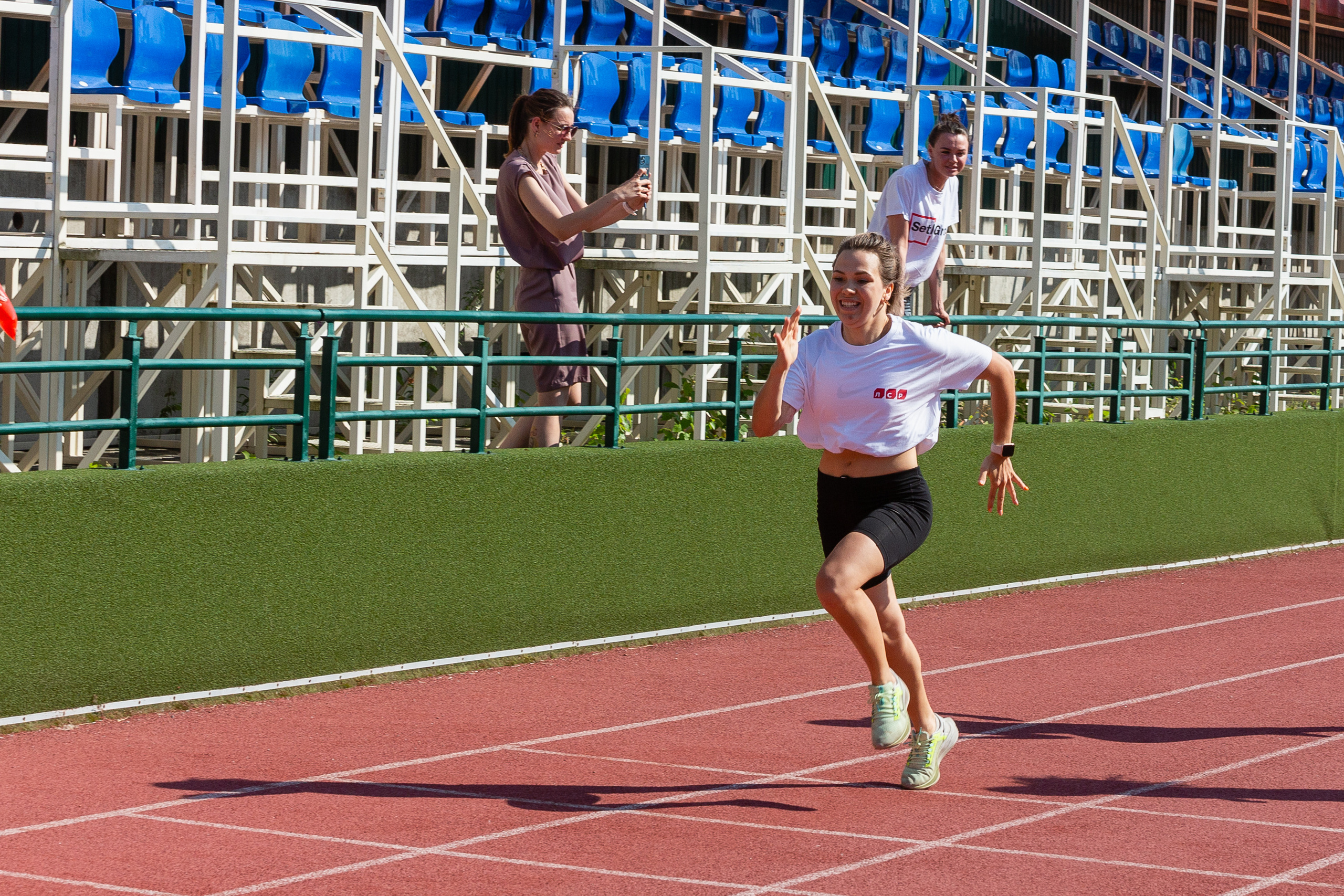 Репортажный спортивный фотограф в Санкт-Петербурге. Спортивные и корпоративные мероприятия. Профессиональный фотограф. Фотограф на корпоратив. Фотограф Сергей Пушкин. СПб. Фото для отчётов и прессрелизов. Сотрудничество агенства. Корпоративная фотосъемка. Фотограф для бизнеса. 