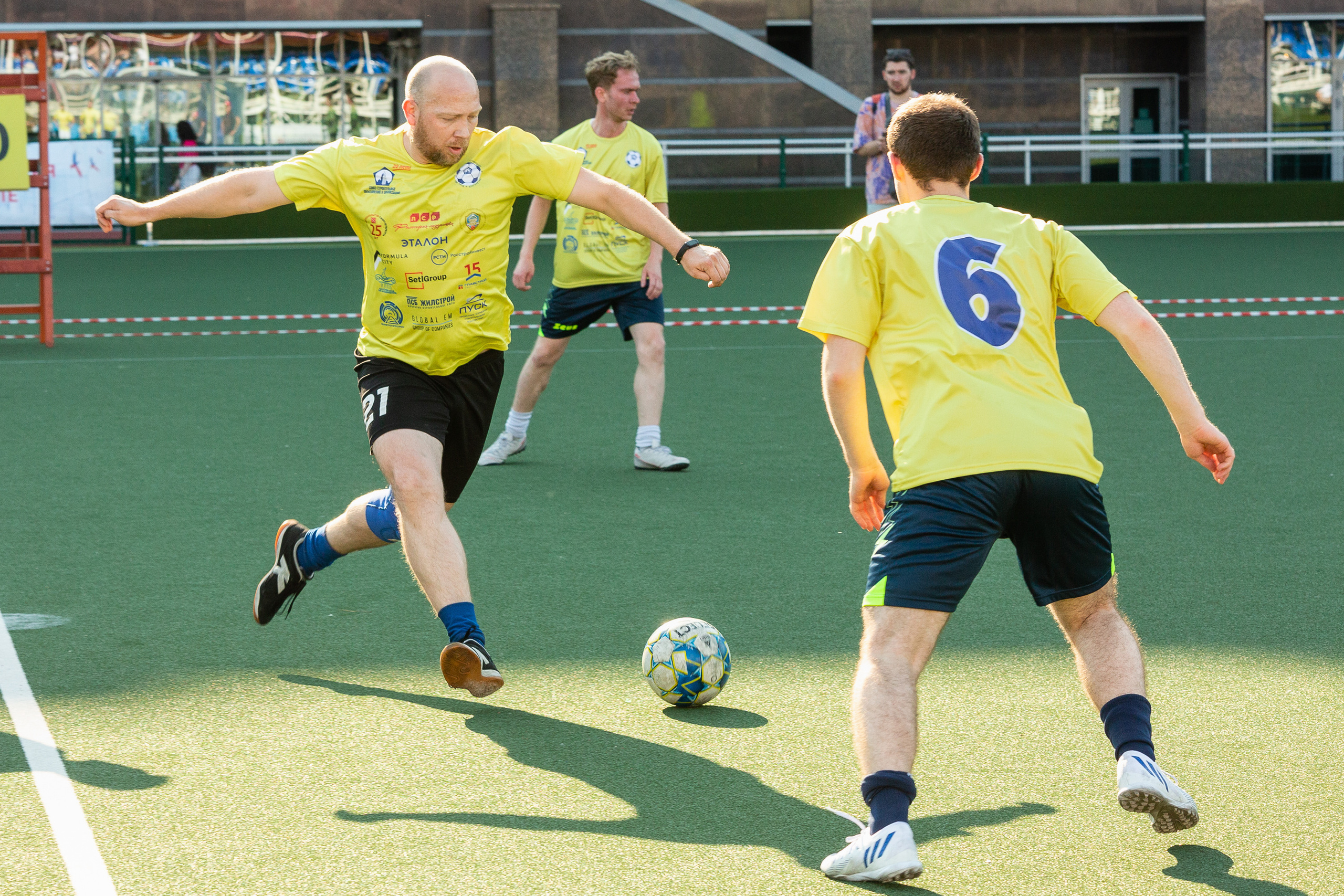 Репортажный спортивный фотограф в Санкт-Петербурге. Спортивные и корпоративные мероприятия. Профессиональный фотограф. Фотограф на корпоратив. Фотограф Сергей Пушкин. СПб. Фото для отчётов и прессрелизов. Сотрудничество агенства. Корпоративная фотосъемка. Фотограф для бизнеса. 