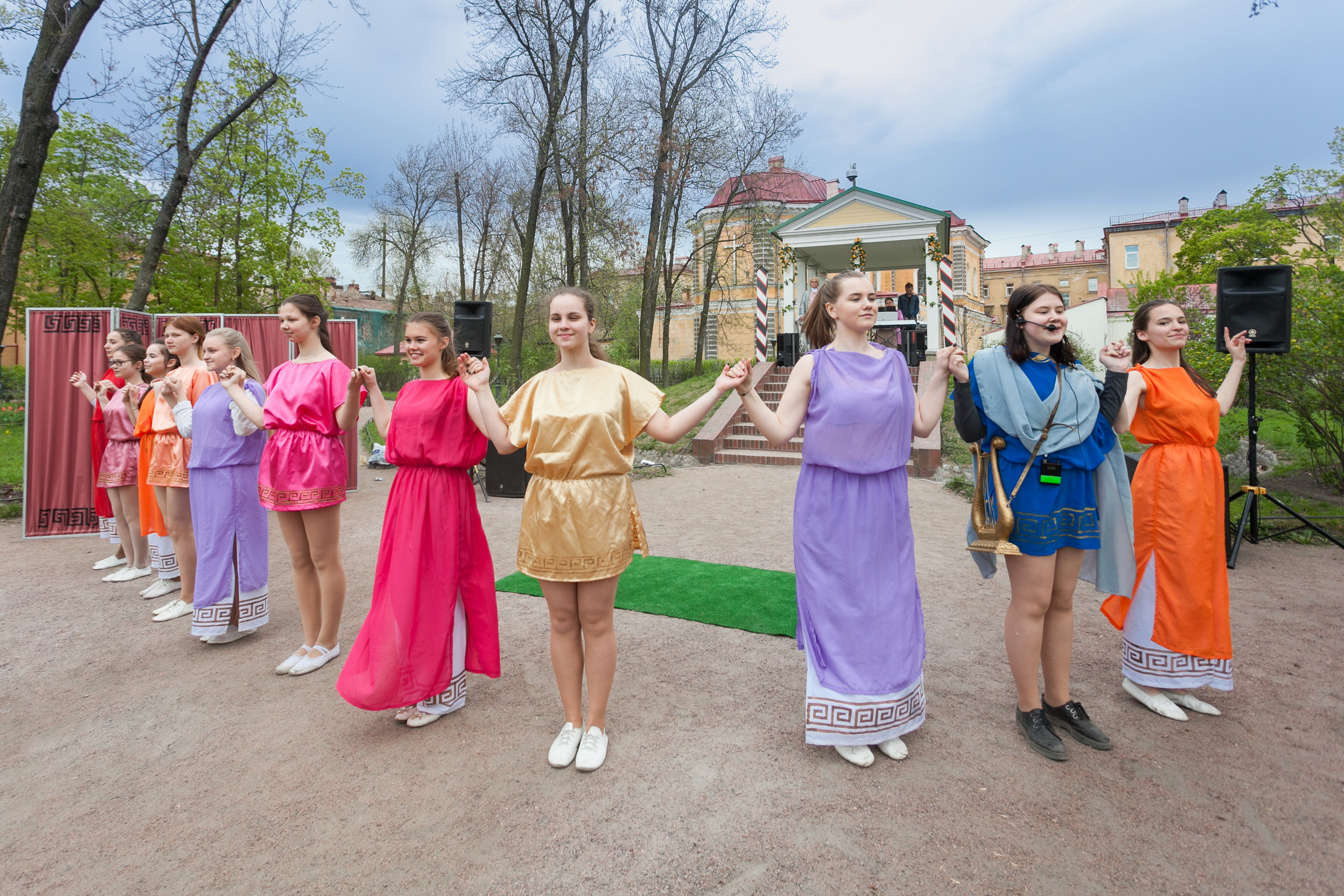 Профессиональный репортажный фотограф на концерты и фестивали в Санкт-Петербурге и области.