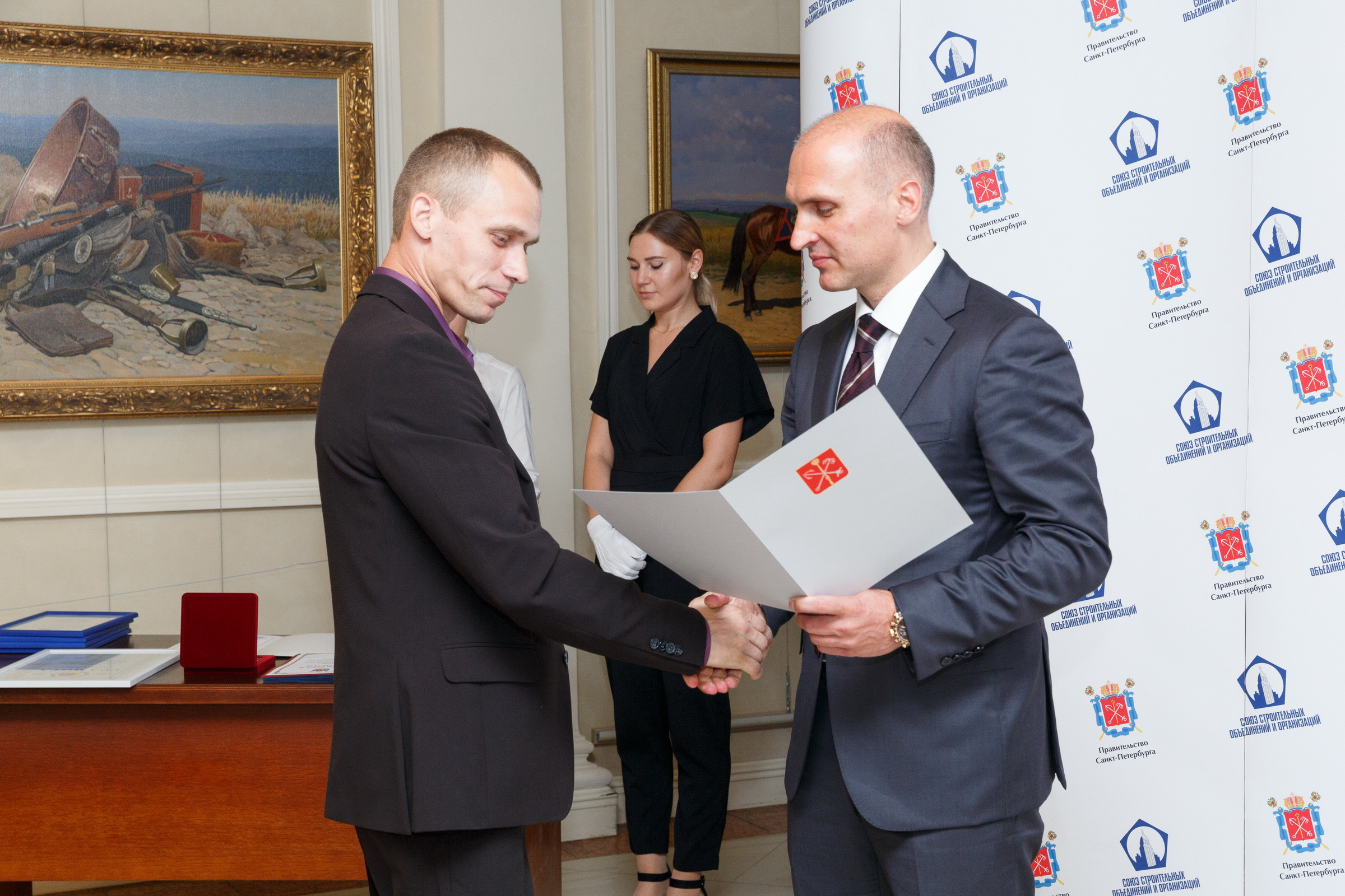 Профессиональный фотограф на форум, конференцию и другие мероприятия в Санкт-Петербурге. Репортажная фотосъёмка массовых мероприятий для компаний, частных лиц, выставочных и лекционных пространств, event-агентств.