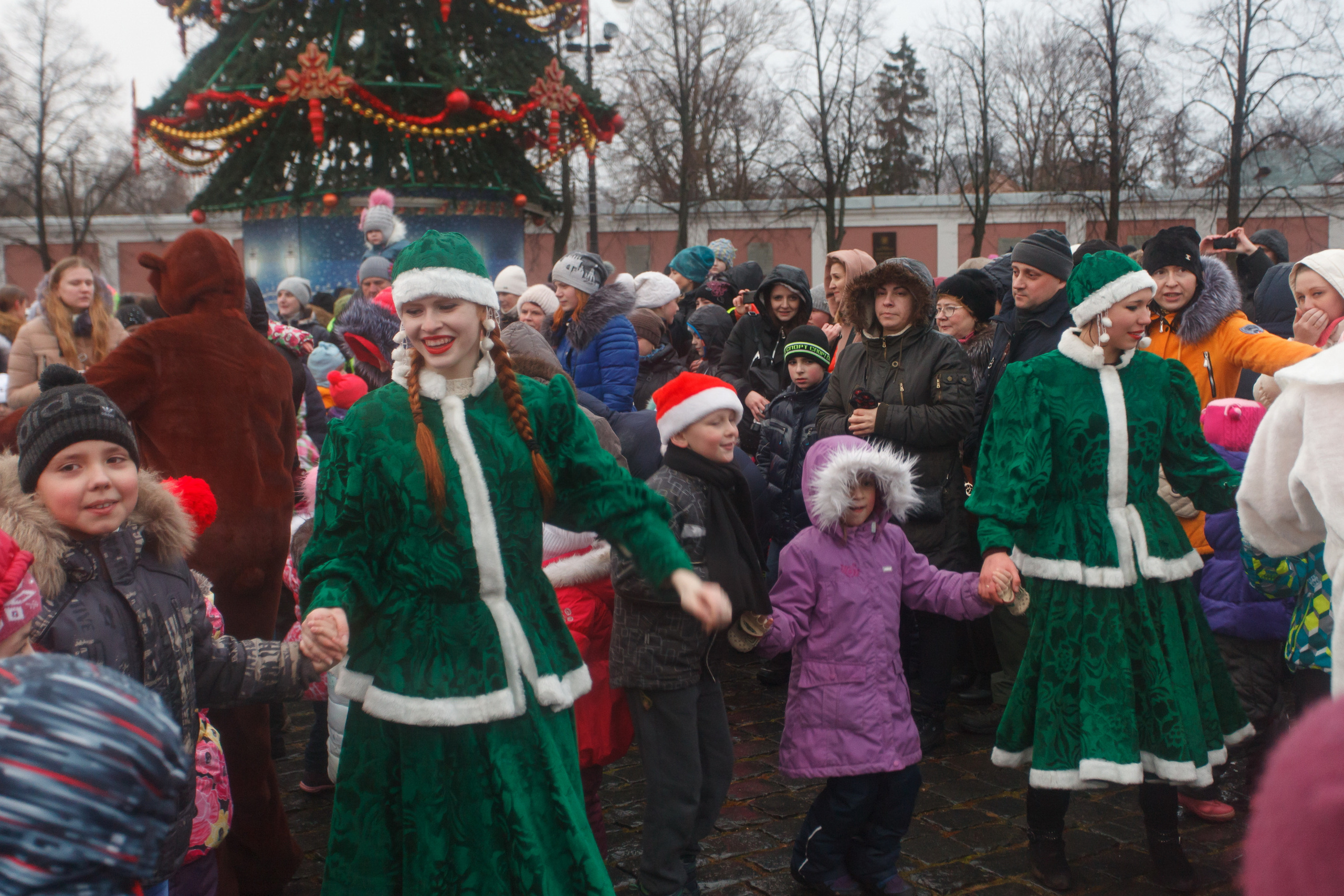 Профессиональный репортажный фотограф на концерты, фестивали и праздничные мероприятия в Санкт-Петербурге и области.