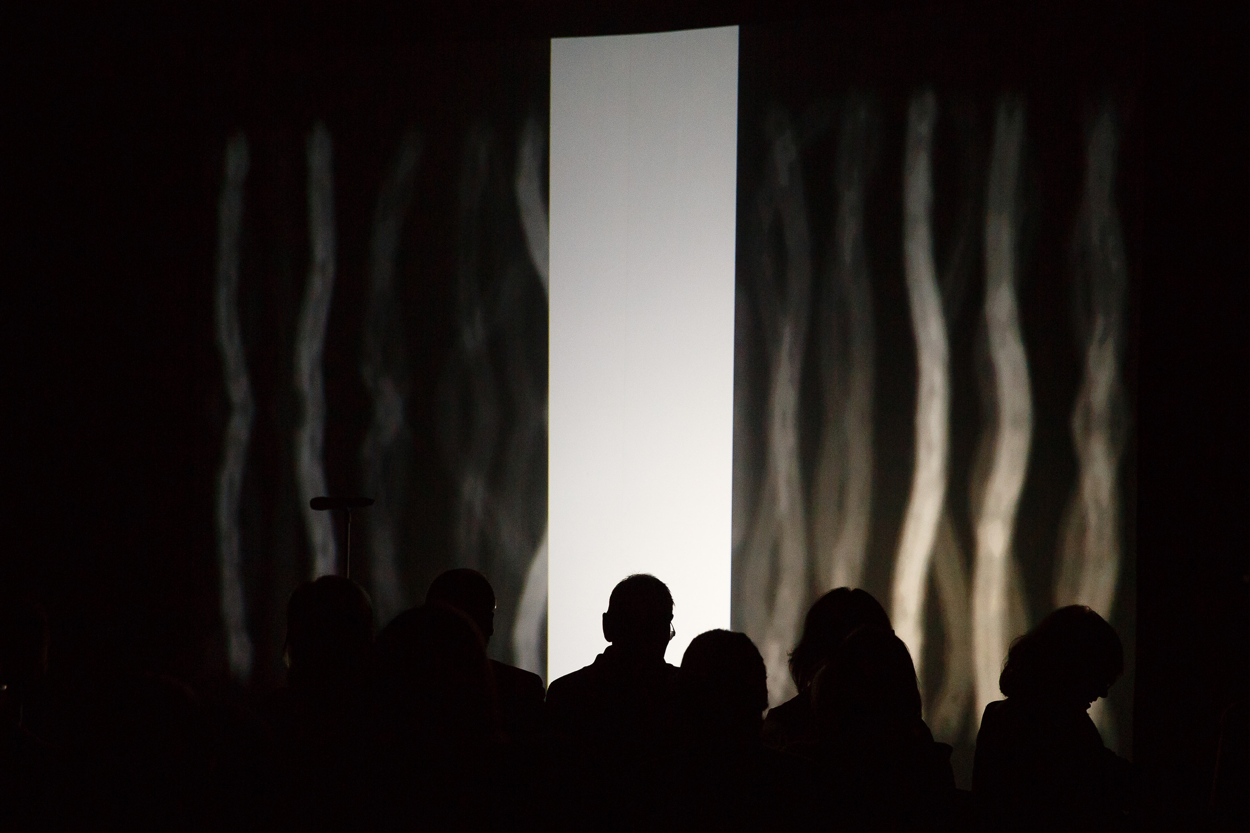 Профессиональный репортажный фотограф на концерты и фестивали в Санкт-Петербурге и области.