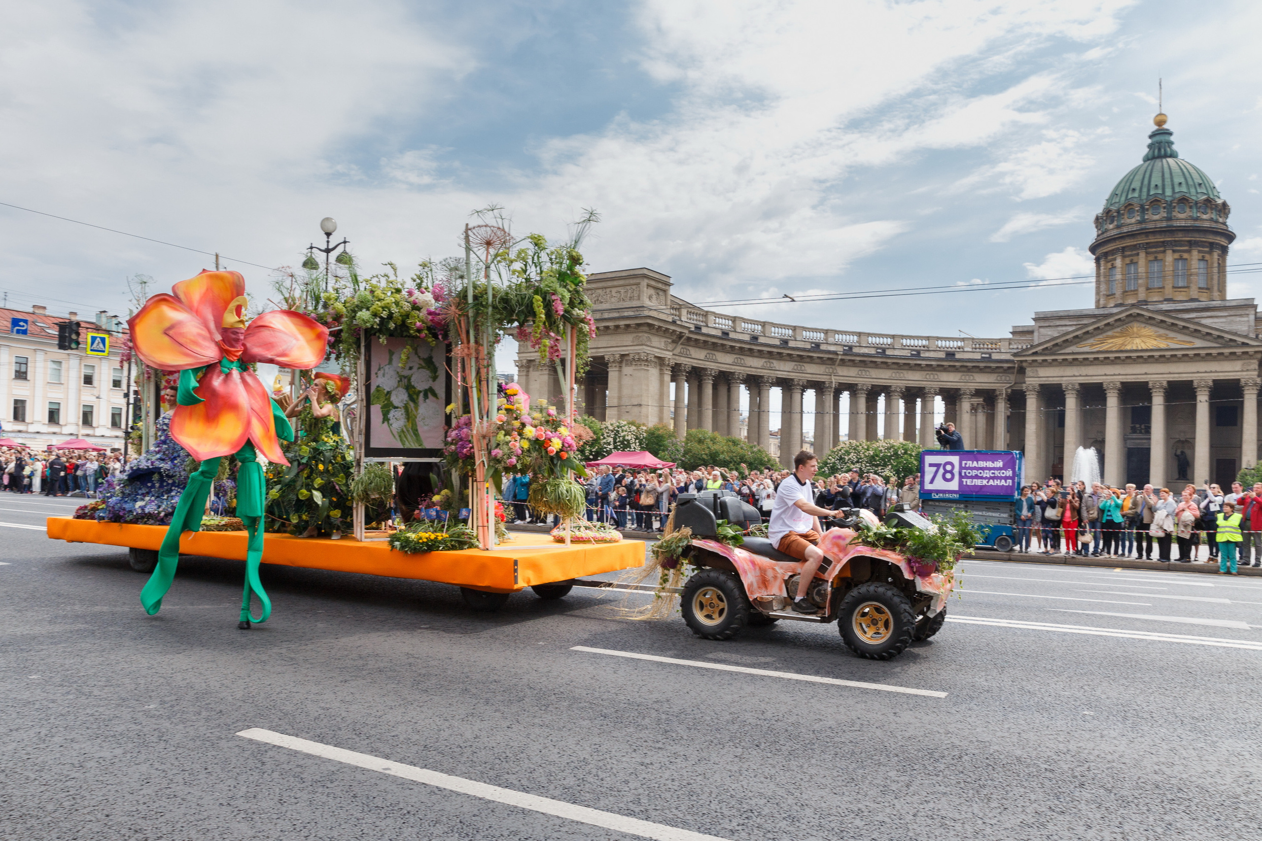 Профессиональный репортажный фотограф на концерты, фестивали и праздничные мероприятия в Санкт-Петербурге и области.