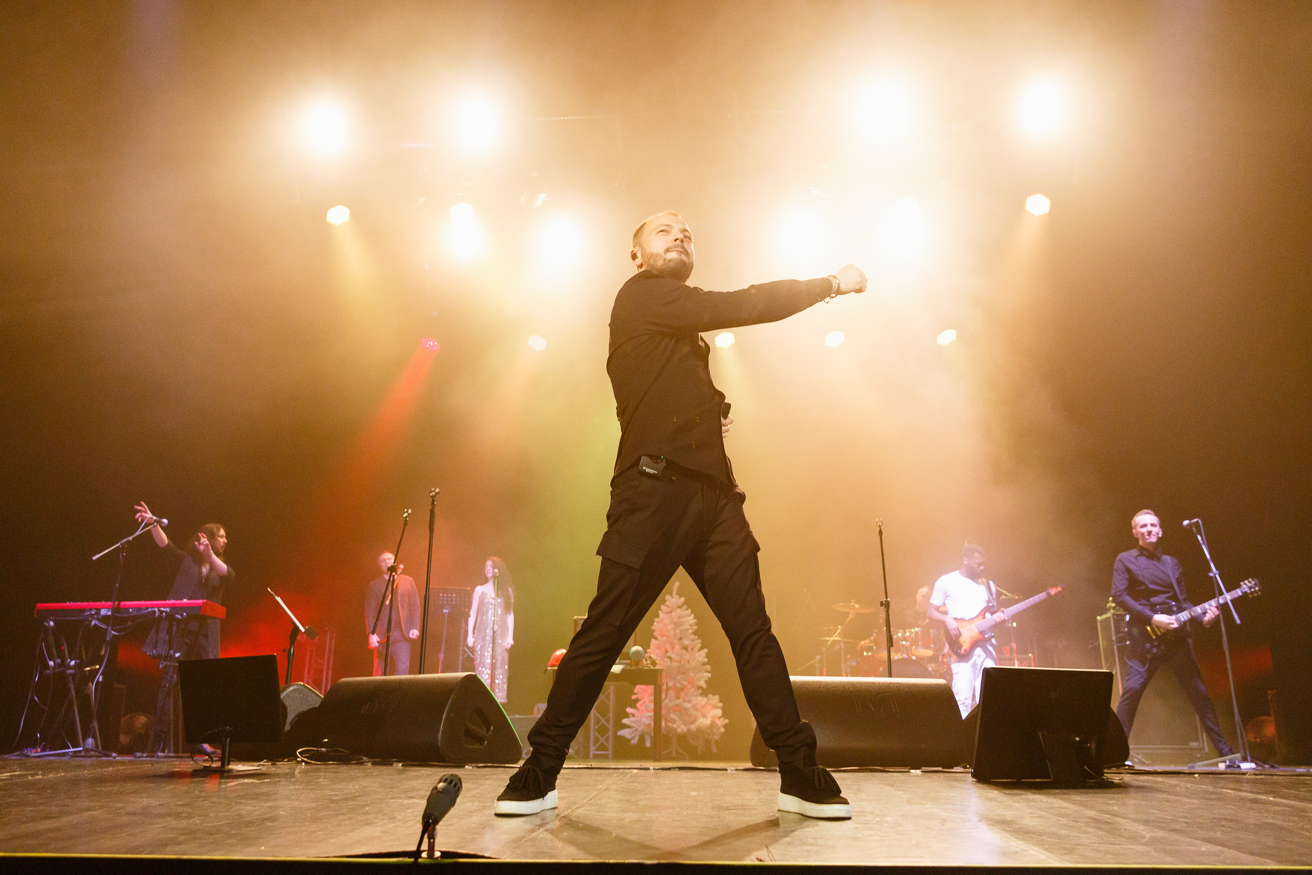 Профессиональный репортажный фотограф в Санкт-Петербурге и области. Концертная фотосъёмка на заказ. Репортажная концертная фотосъёмка в СПб. Фотограф Сергей Пушкин. Услуги фотографа. Фотограф на мероприятие. 