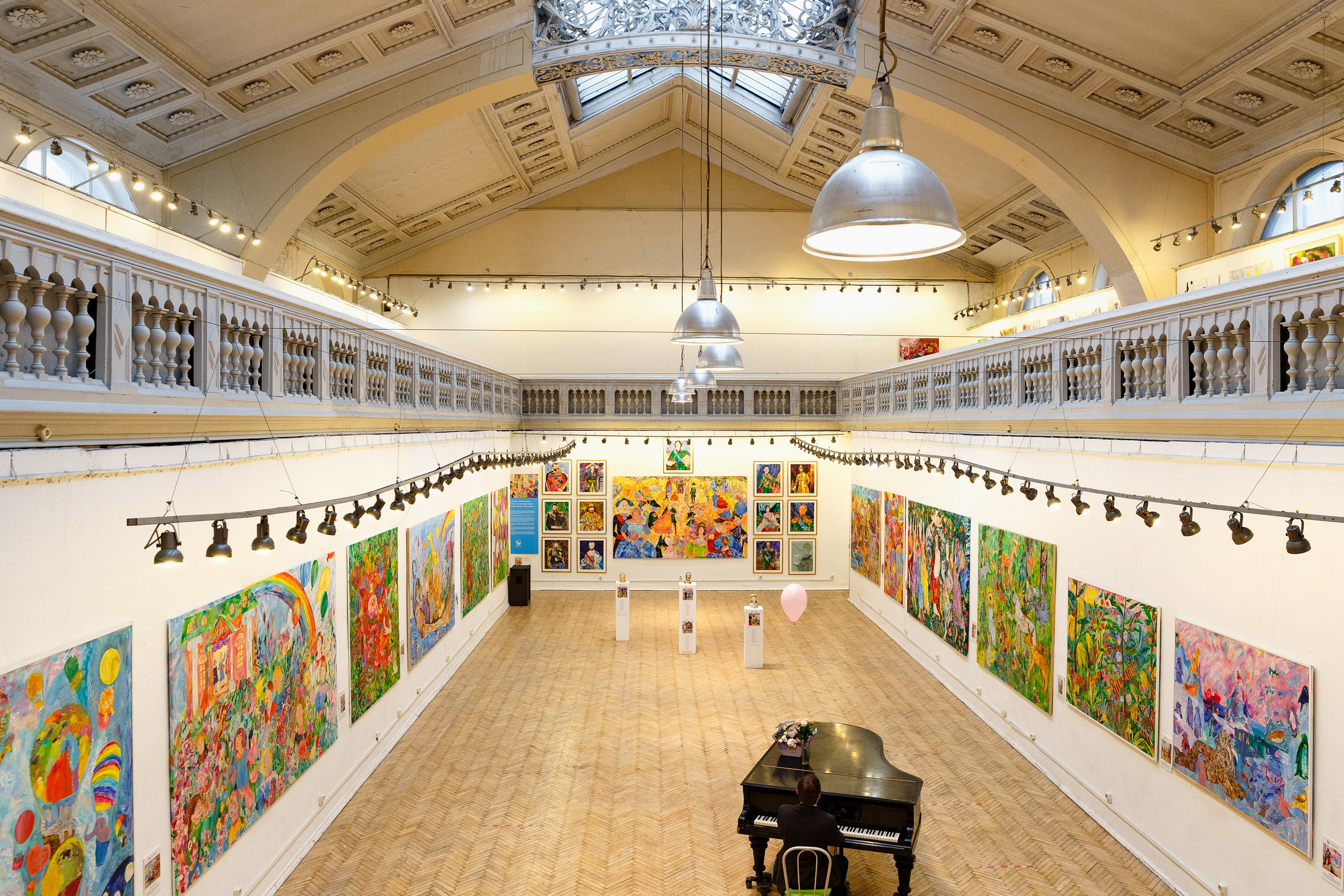 Репортажный фотограф на выставки, презентации и промоакции