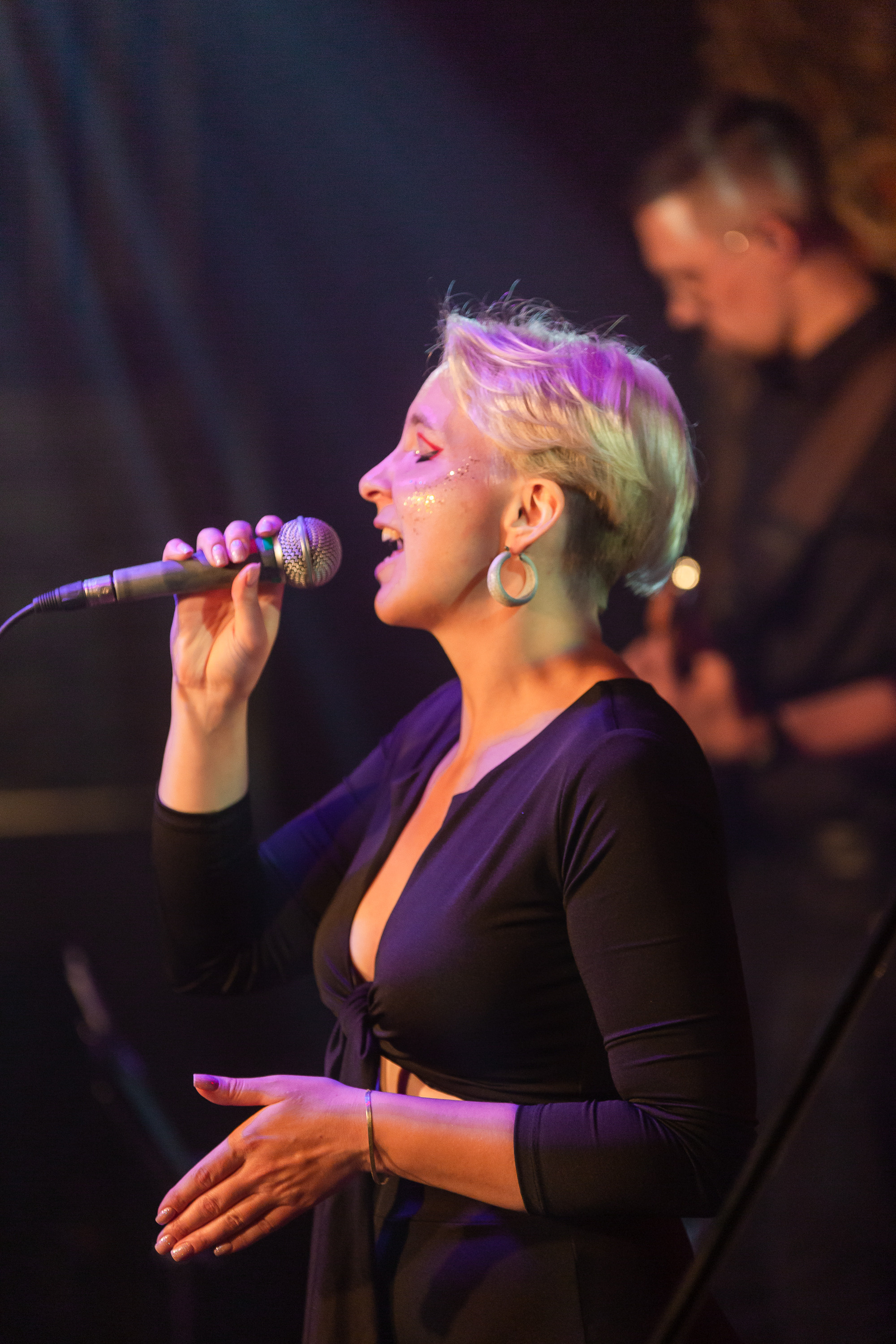 Профессиональный репортажный фотограф на концерты, фестивали и праздничные мероприятия в Санкт-Петербурге и области.