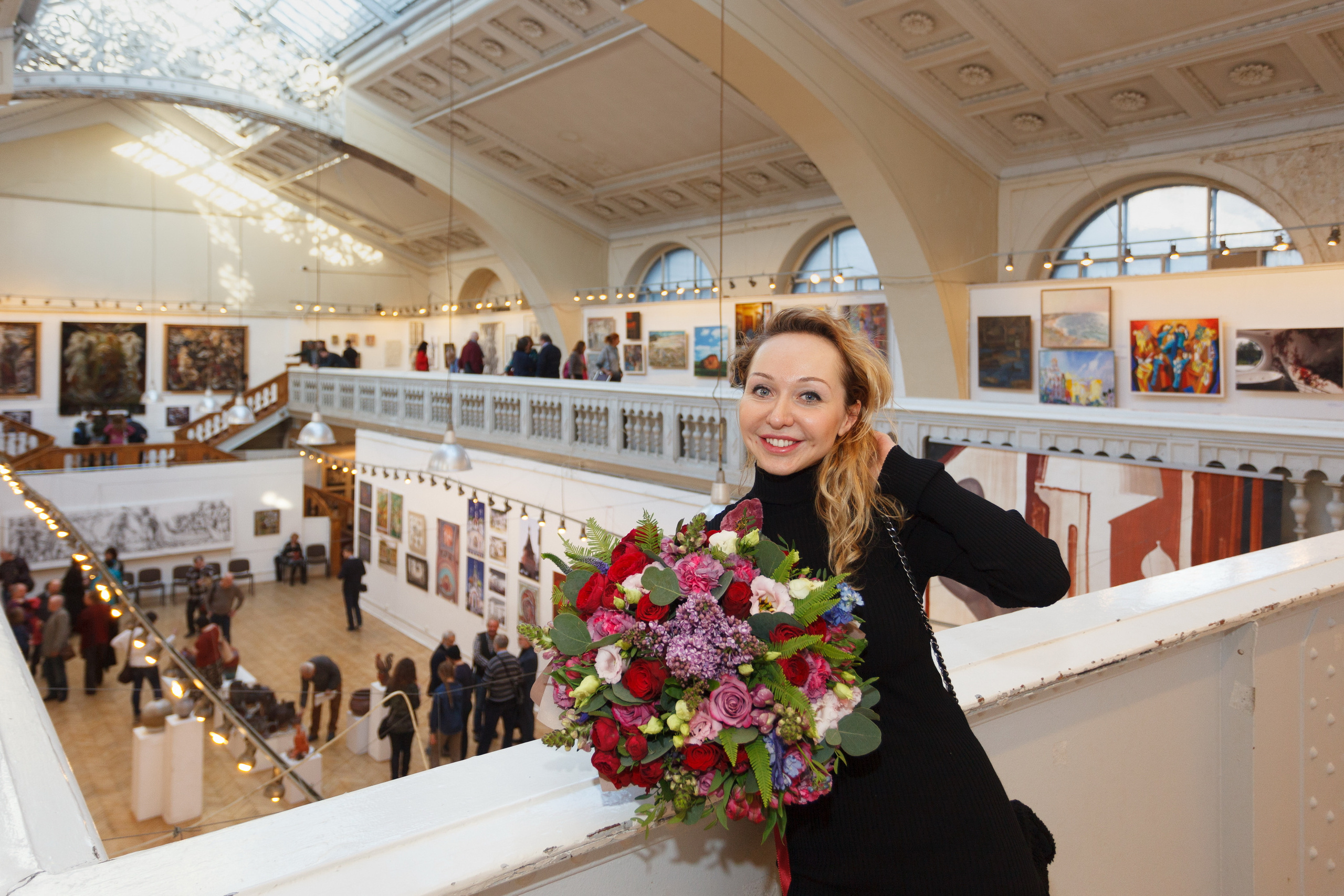Профессиональный репортажный фотограф на выставки, презентации и другие светские мероприятия, в Санкт-Петербурге.