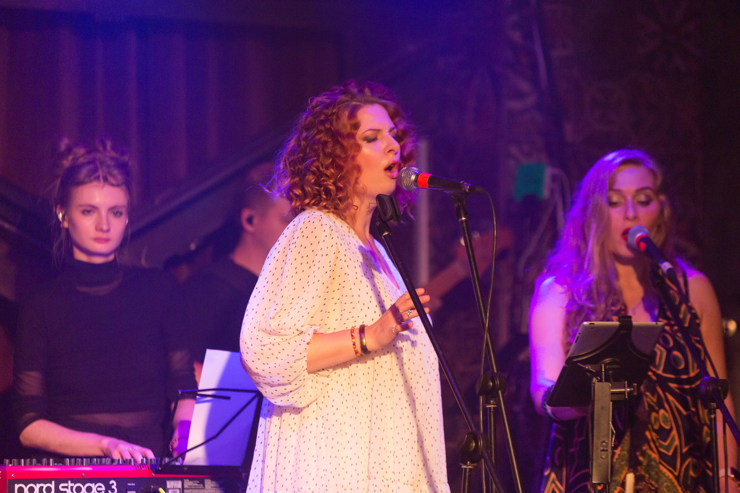 Профессиональный репортажный фотограф на концерты, фестивали и праздничные мероприятия в Санкт-Петербурге и области.