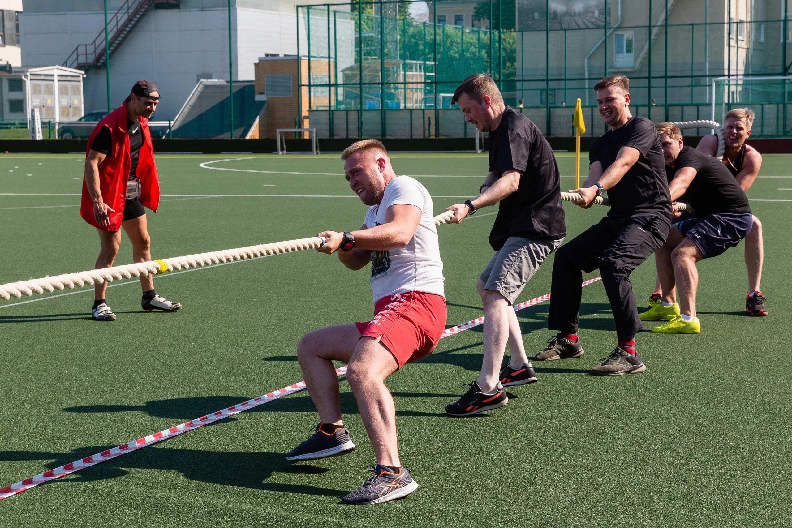 Репортажный спортивный фотограф в Санкт-Петербурге. Спортивные и корпоративные мероприятия. Профессиональный фотограф. Фотограф на корпоратив. Фотограф Сергей Пушкин. СПб. Фото для отчётов и прессрелизов. Сотрудничество агенства. Корпоративная фотосъемка. Фотограф для бизнеса. 