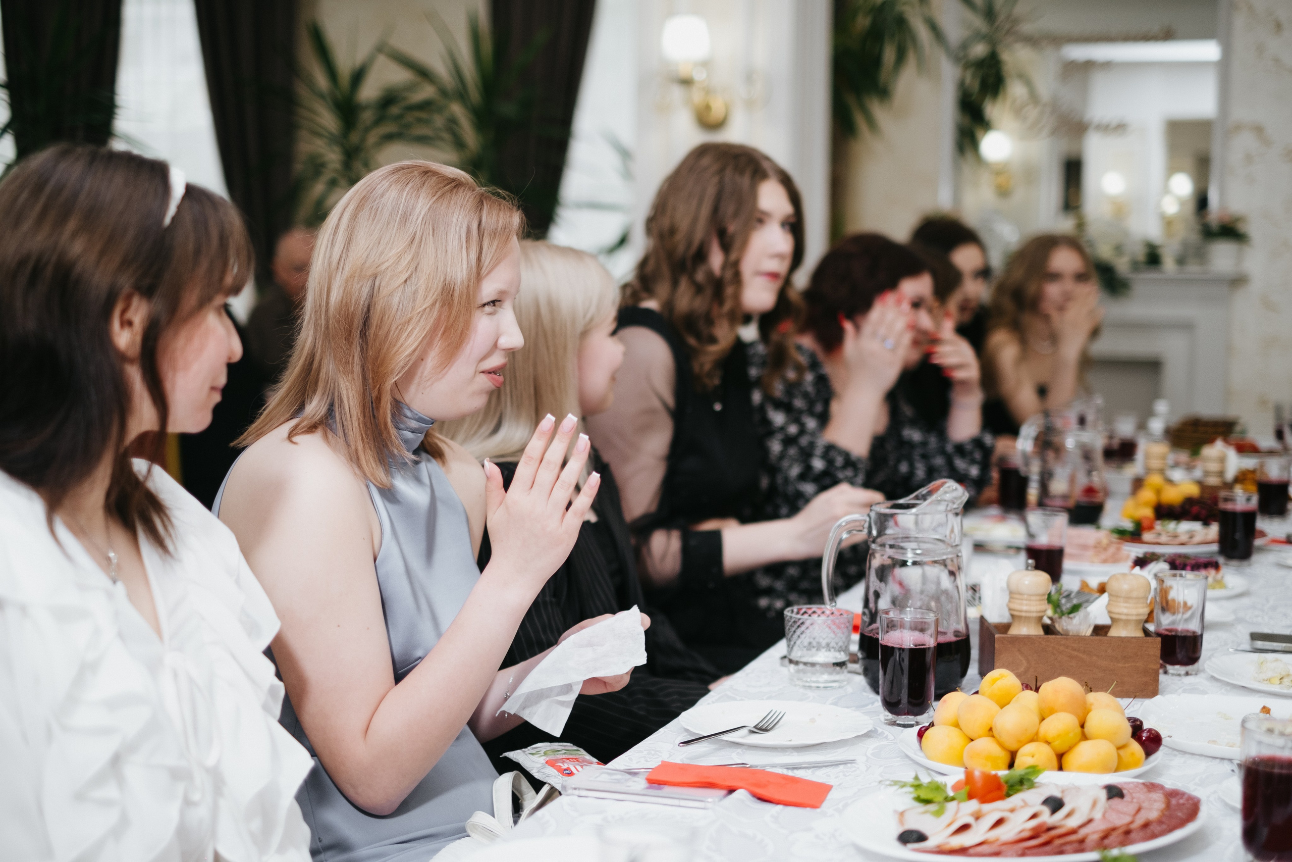 Выпускной 11 класс школы № 30. Свадебный и репортажной фотограф Денис Ожигин в Краснодаре и Краснодарском крае