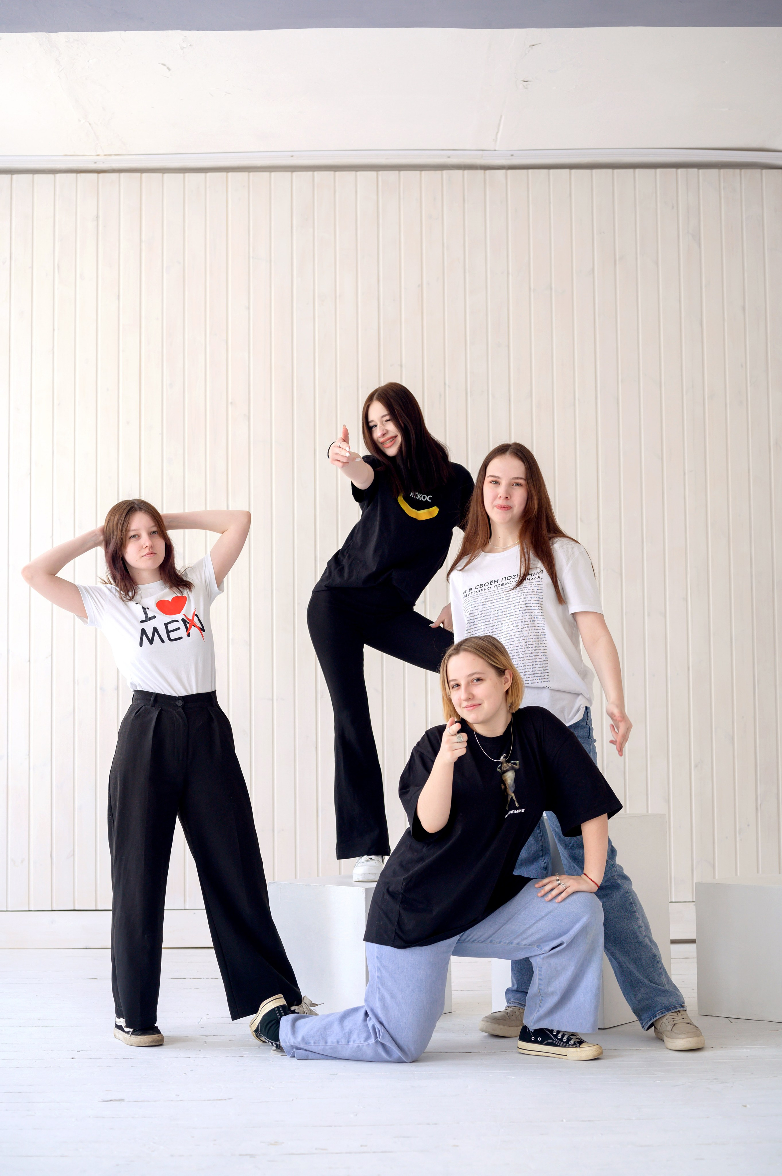 11 класс. студия. Фотограф новорожденных, семейный детский в Тюмени Татьяна Морозова