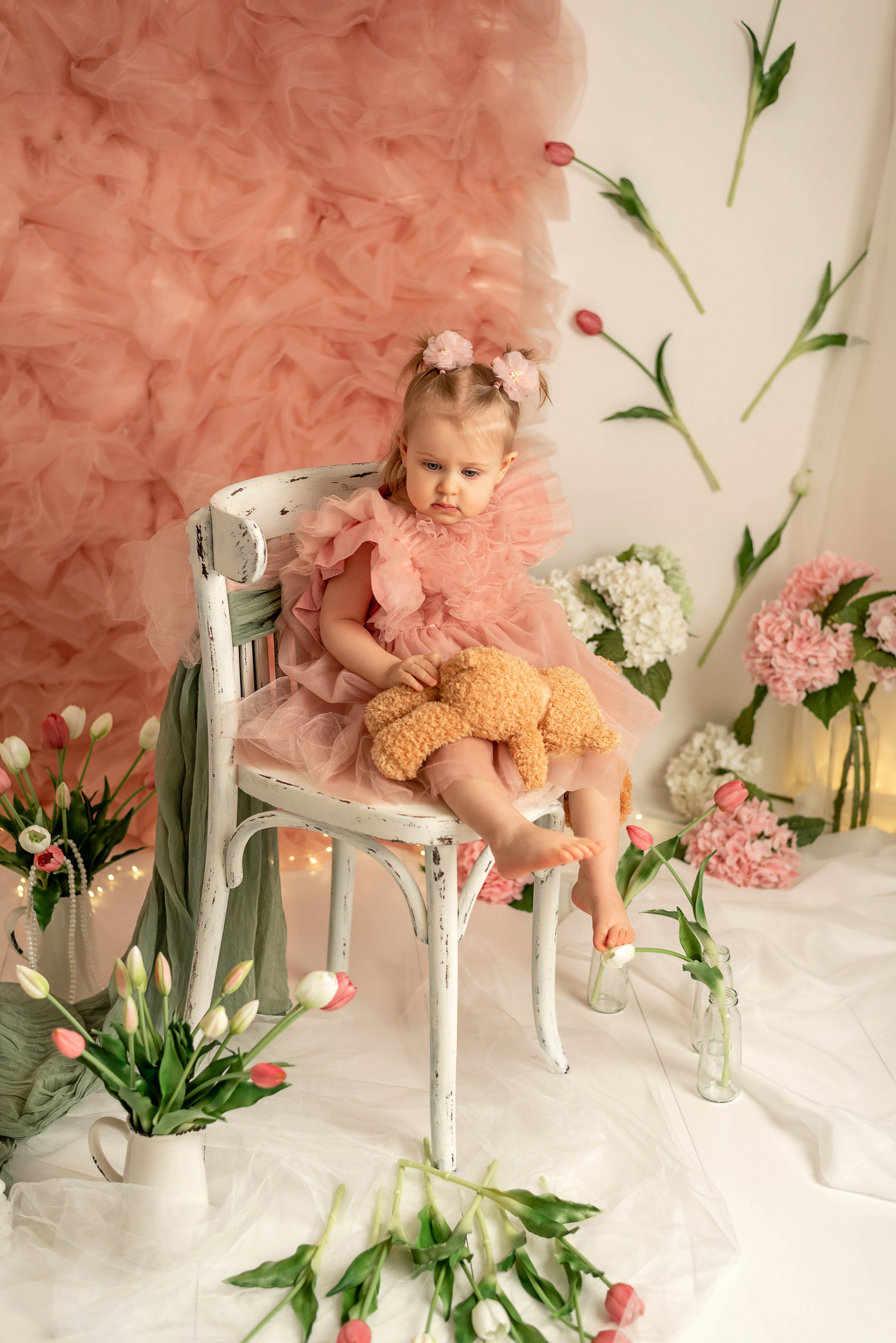 Мия — тюльпаны 2026. Семейный и детский фотограф Наталья Горда