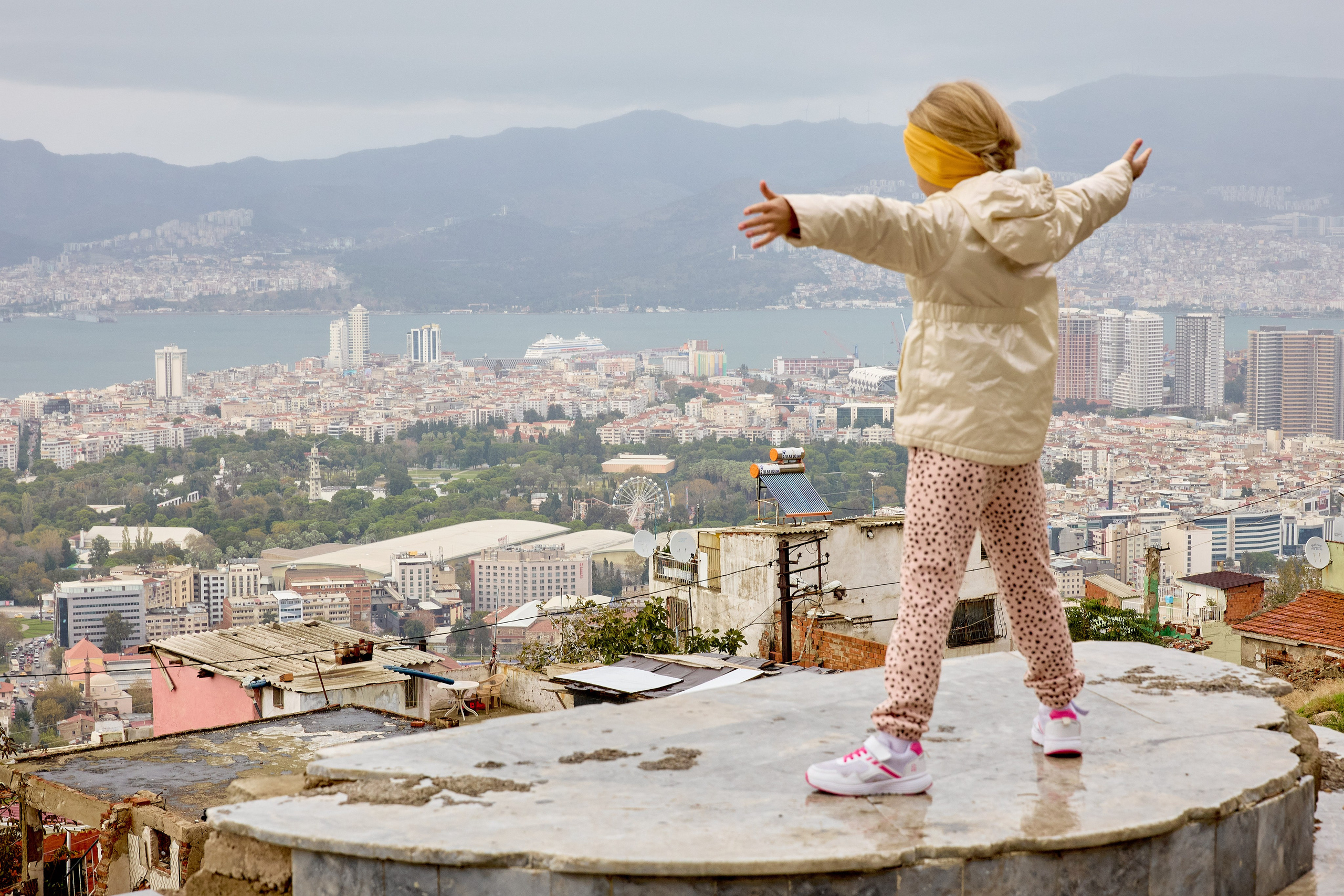 Измир. Фото департамент круизного лайнера Астория Гранде