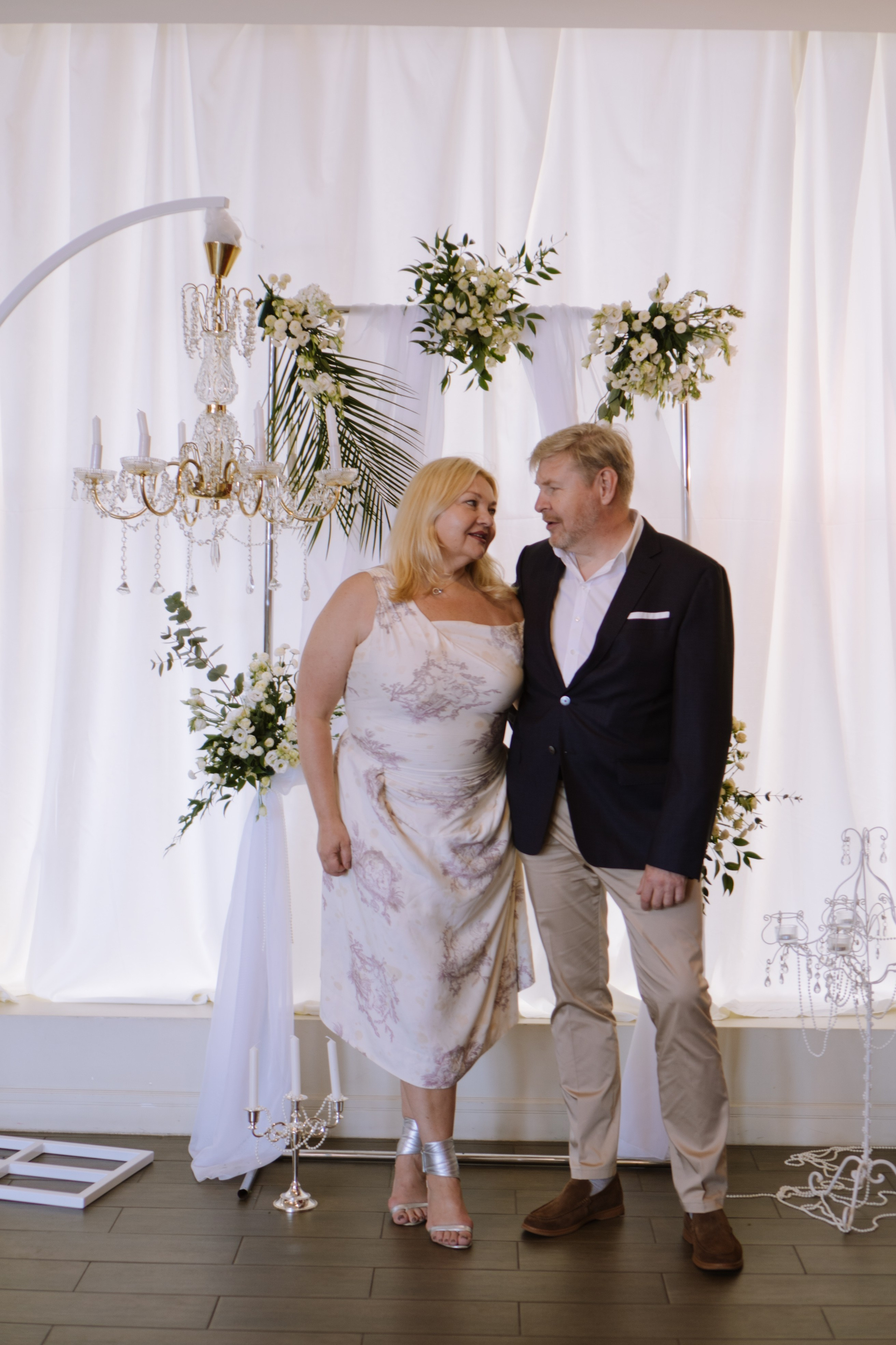 СВАДЕБНЫЙ БАНКЕТ НА ВЛАДИМИРСКОЙ В САНКТ-ПЕТЕРБУРГЕ (КАМЕРНАЯ СВАДЬБА). Профессиональный фотограф, Санкт-Петербург — Виктория Богомолова