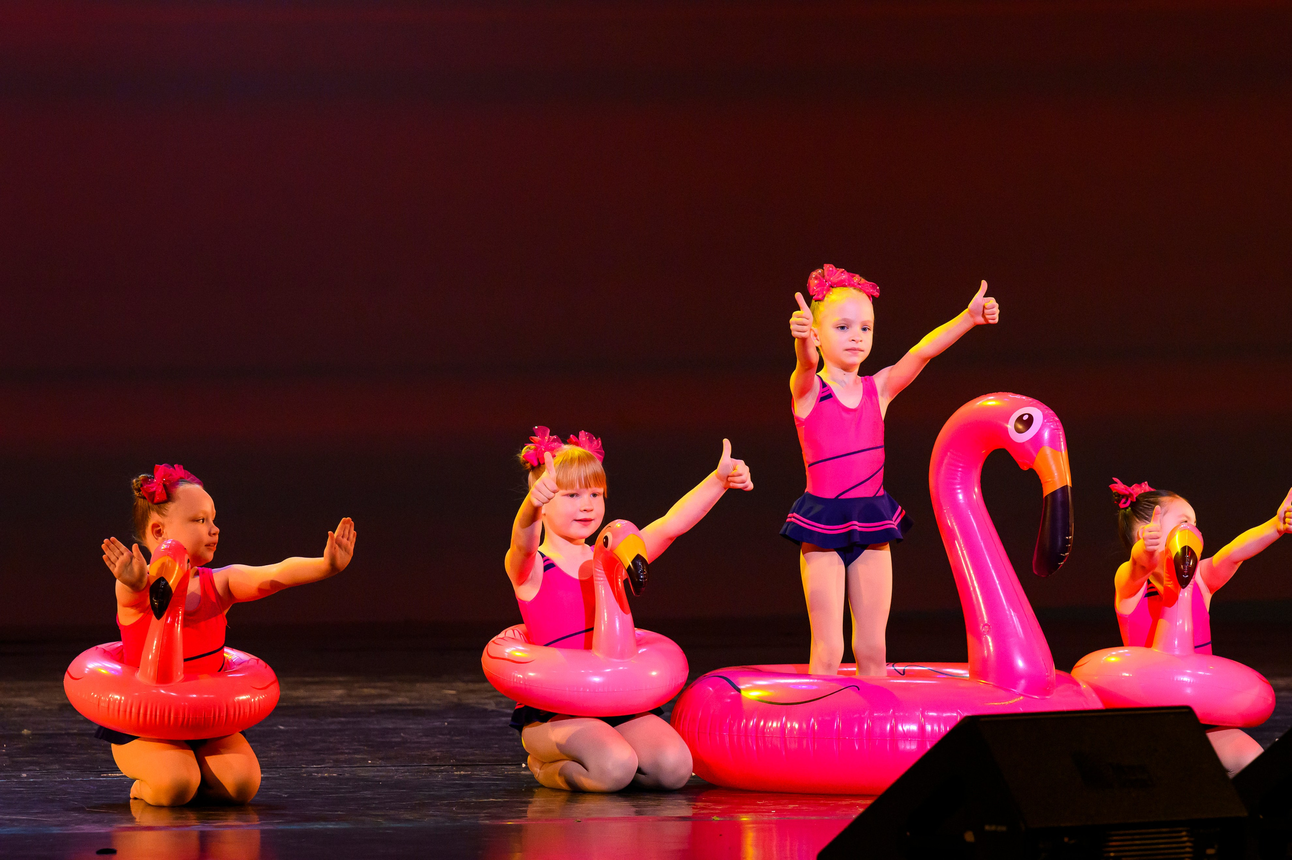 23 апреля, часть 1, БКЗ Октябрьский, г. Санкт-Петербург. Золотое яблочко