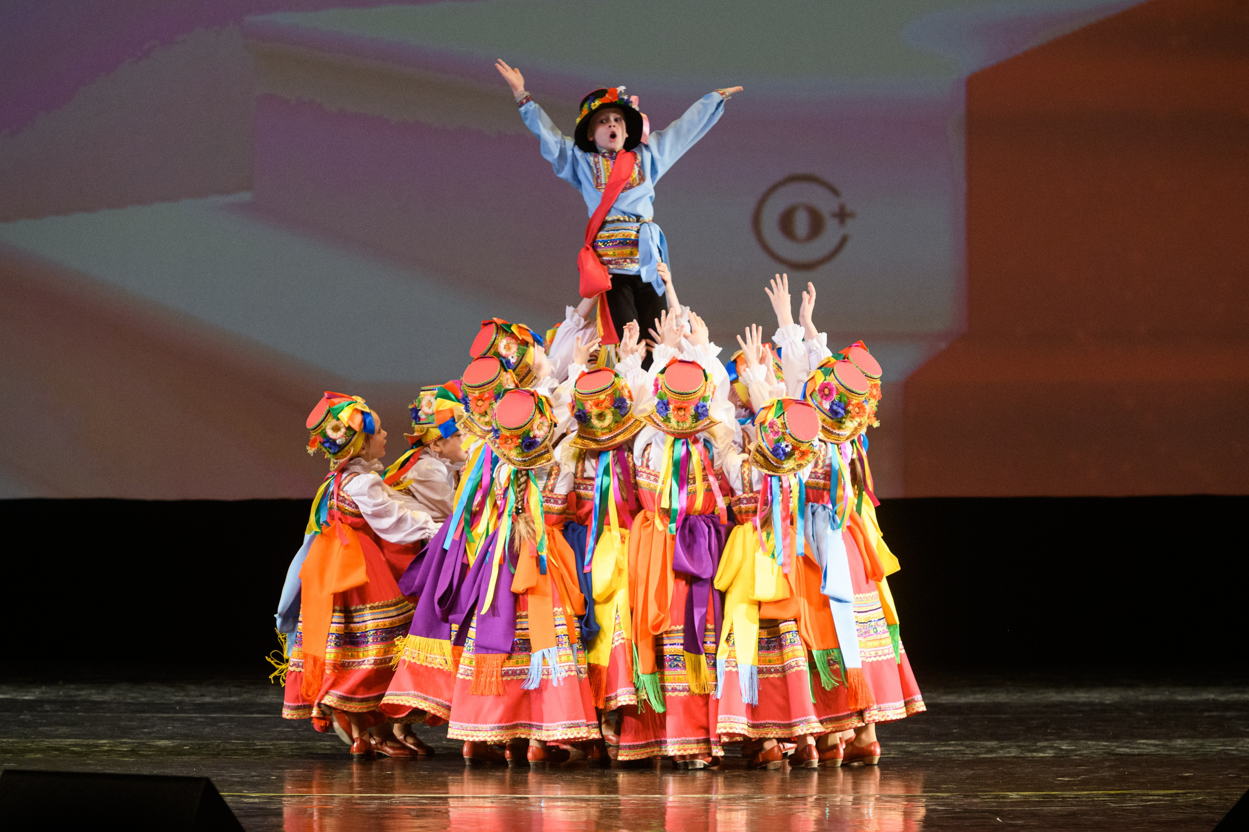 23 апреля, часть 1, БКЗ Октябрьский, г. Санкт-Петербург. Золотое яблочко