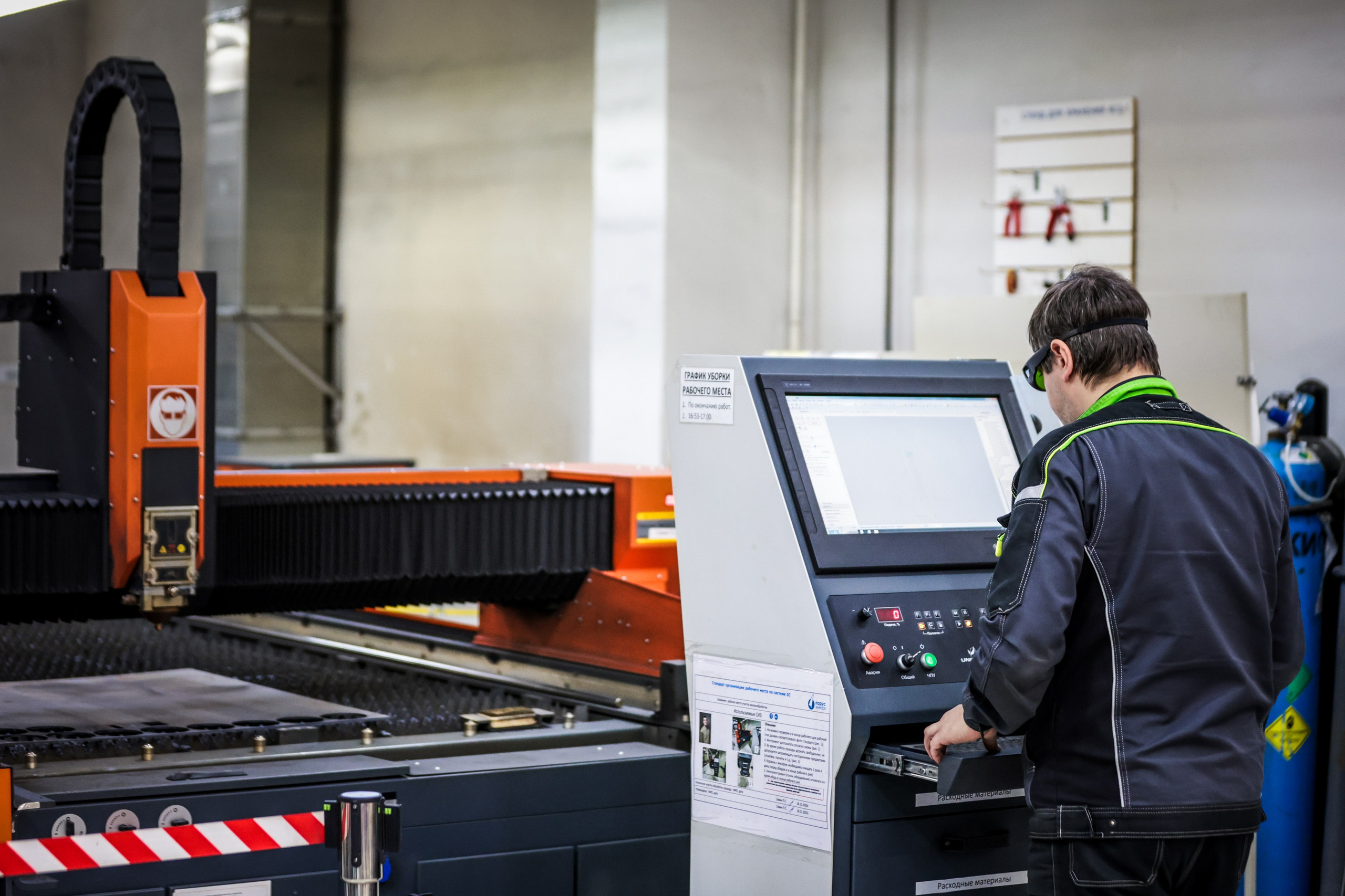 Производство. Роман Наумов профессиональный фотограф