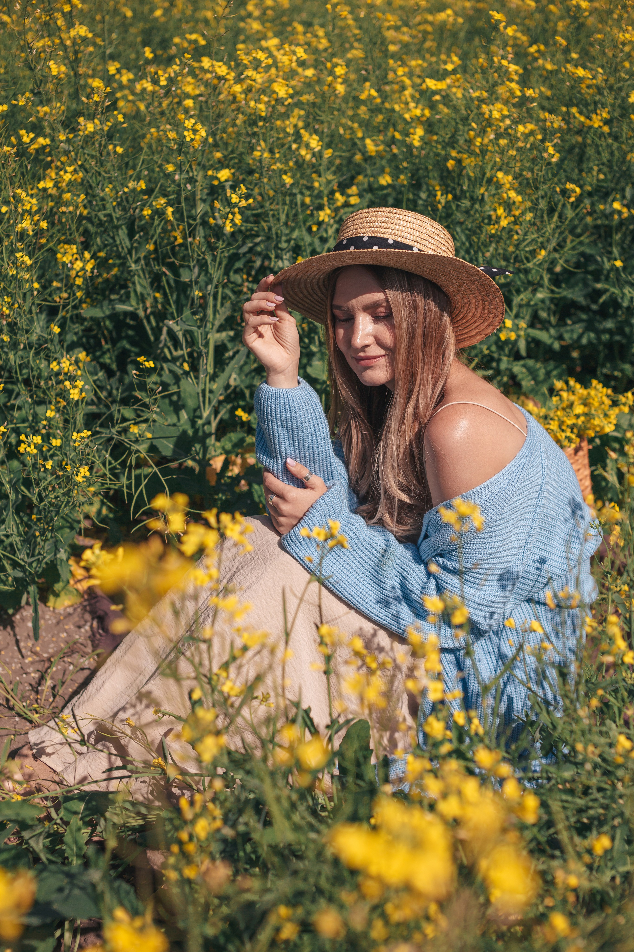 Рапсовое поле. Семейный и художественный фотограф в Тюмени Юлия Логинова