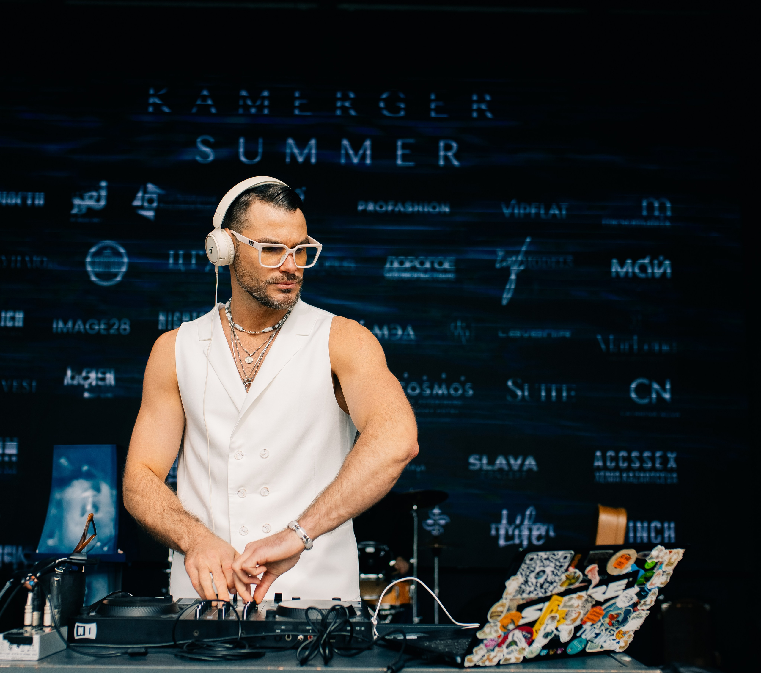 KAMERGER SUMMER. Happiness is in the moments