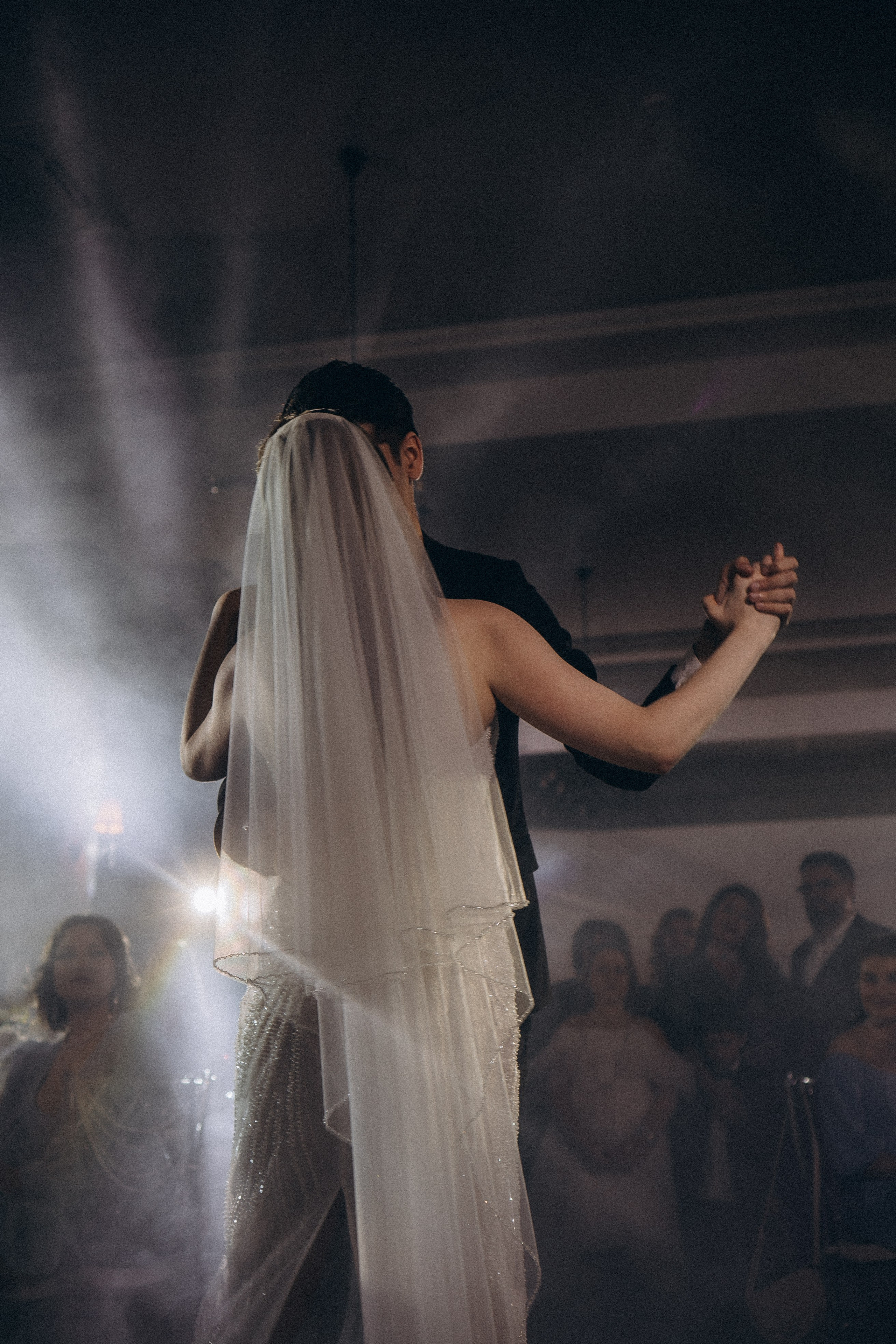 СВАДЕБНАЯ СЬЕМКА СБОРОВ В ОТЕЛЕ И ВЫЕЗД НА ЦЕРЕМОНИЮ (СНЯТО В СИБИРЕ В НИЖНЕВАРТОВСКЕ). Профессиональный фотограф, Санкт-Петербург — Виктория Богомолова