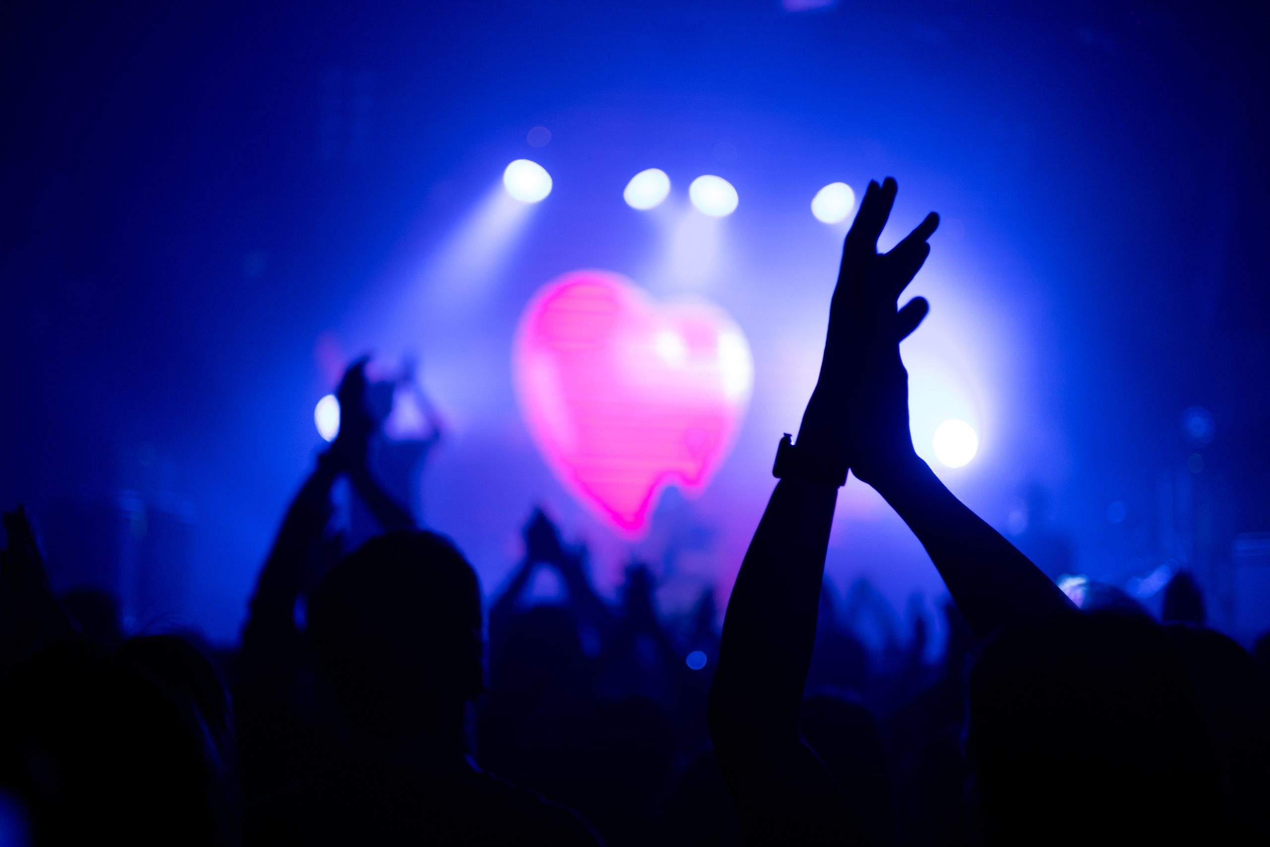 Mary Gu в Красноярске. Фотограф Красноярск съемки лавстори, фотосессия в студии, портретная съемка, творческие фотосессии