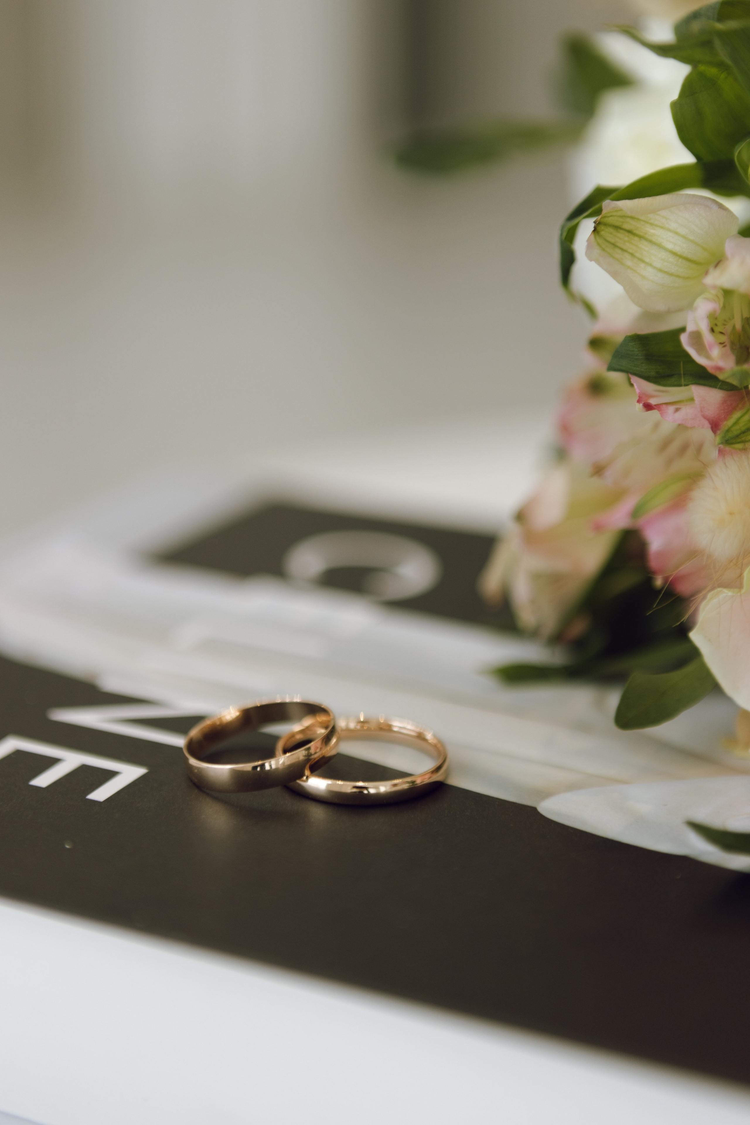 Арина и Геннадий. Фотограф Челябинск Эвелина Ганага, съемка для бизнеса и маркетплейсов