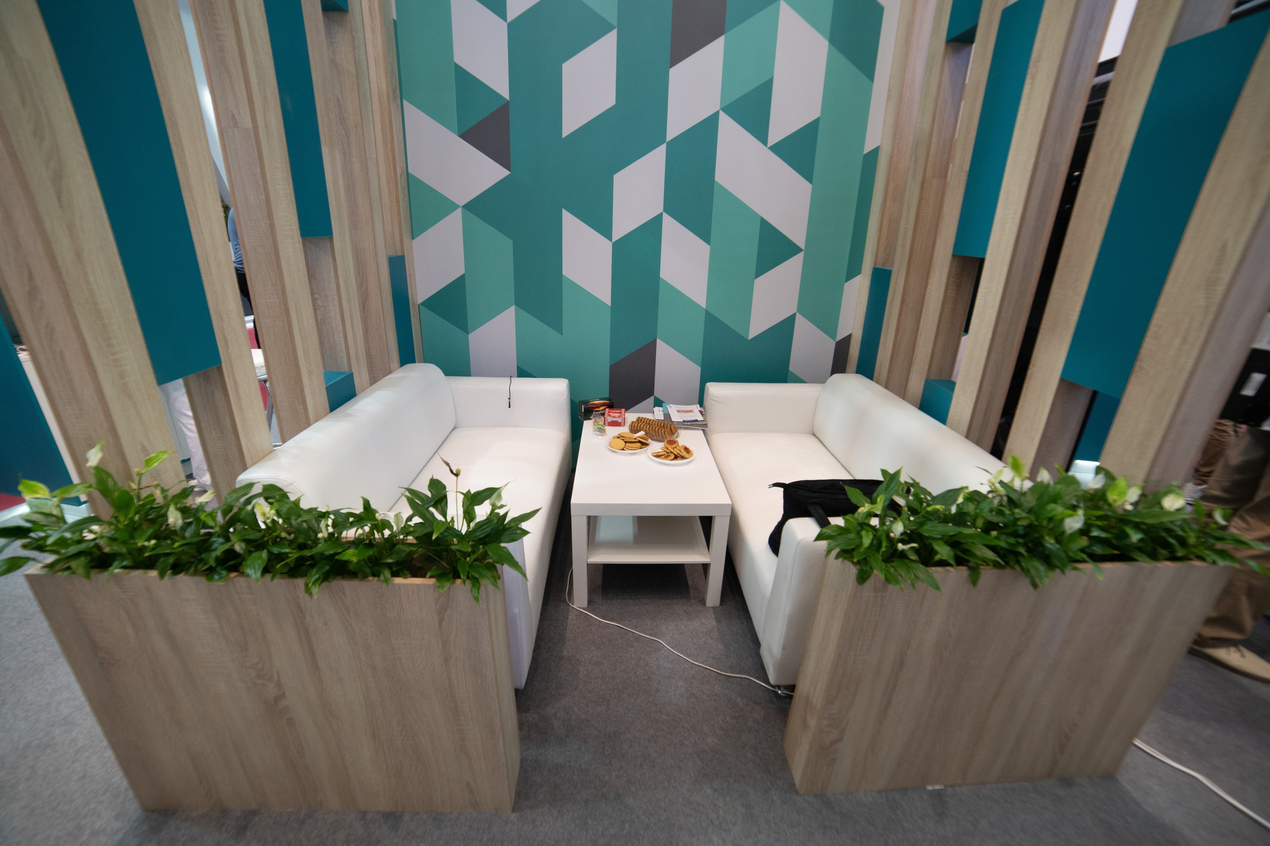 Выставочные стенды. Профессиональный портретный фотограф в Москве Владимир Глаголев