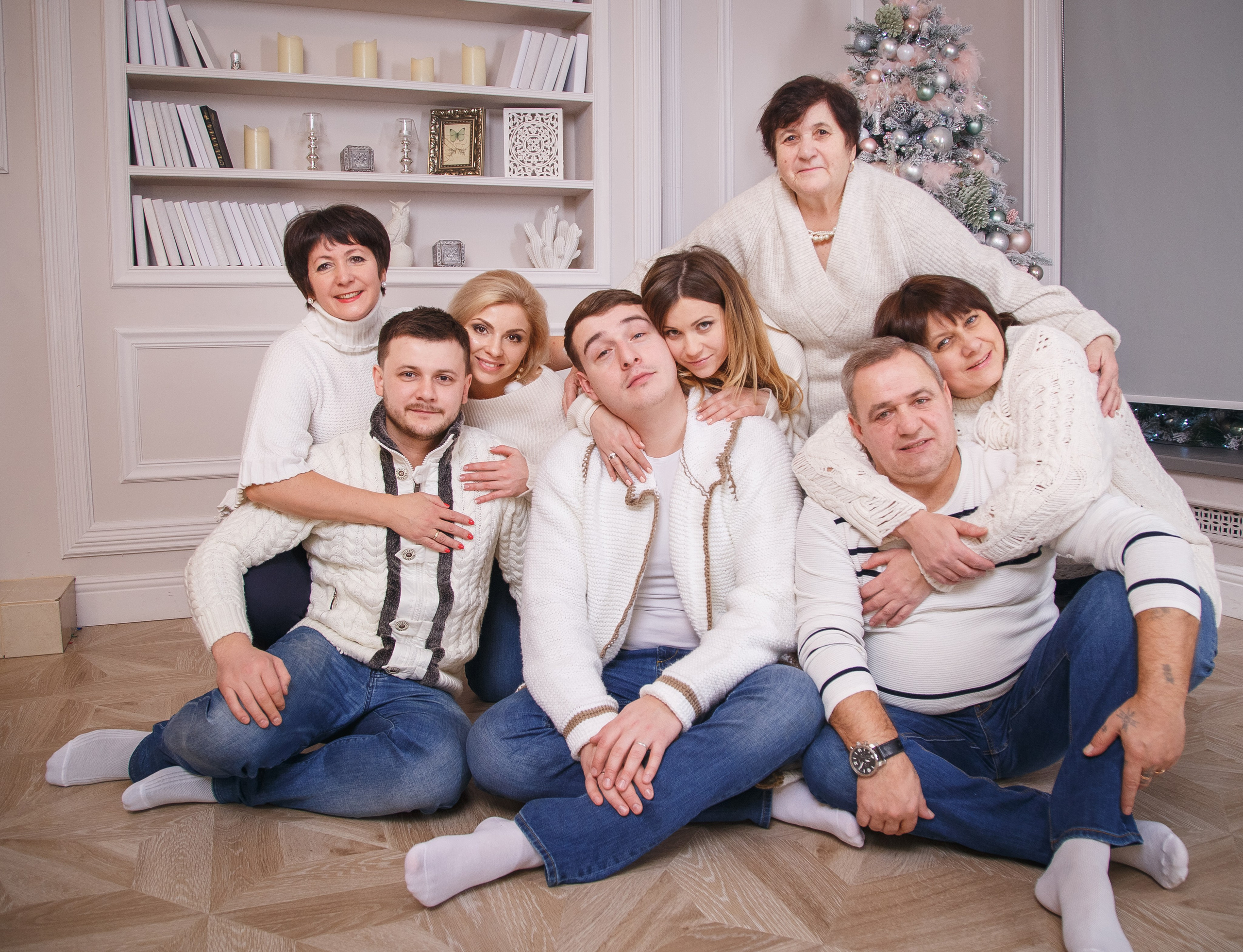 Большая Семья