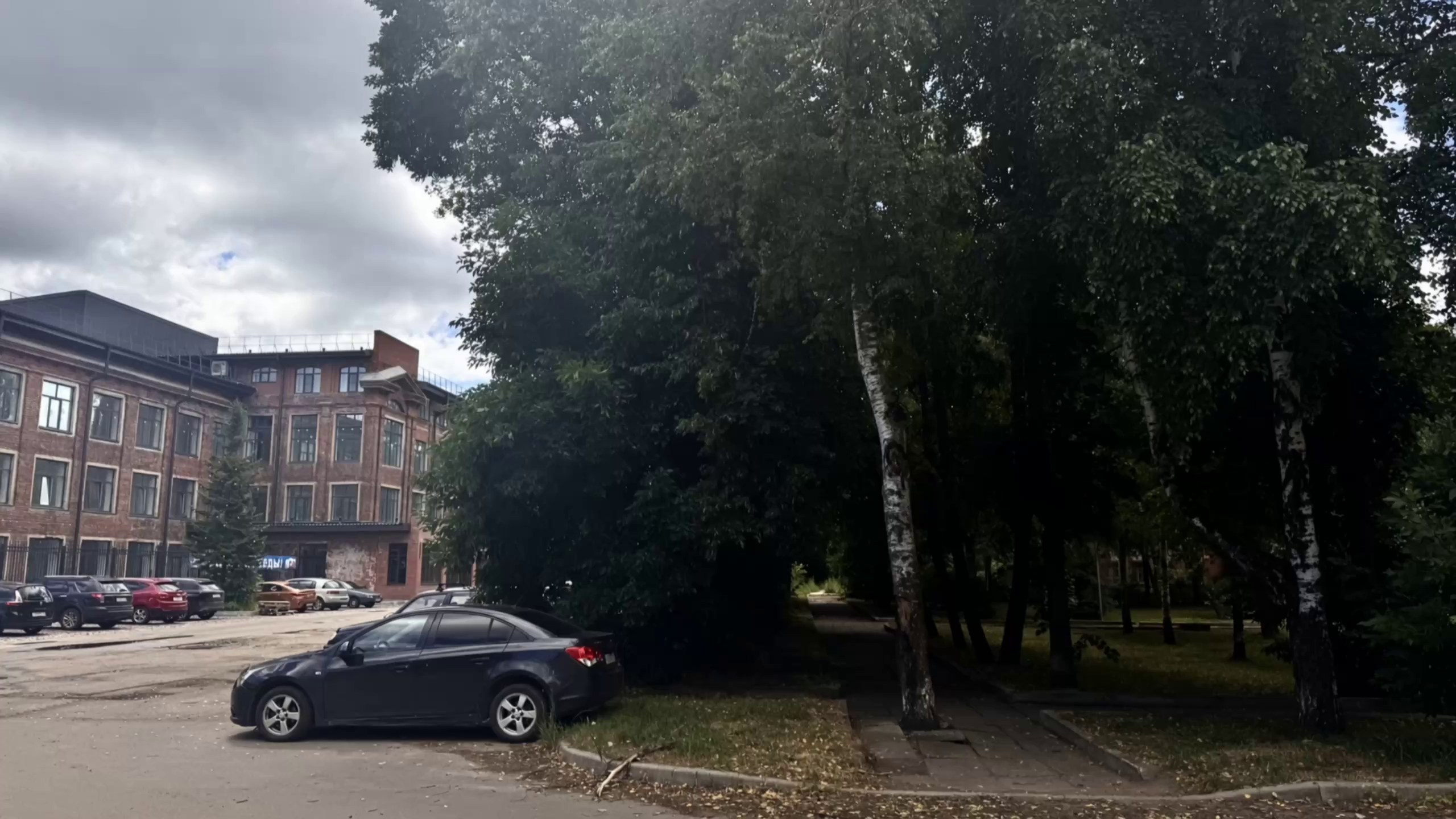 ОЖИВШЕЕ ПРОШЛОЕ. ФОТОИСТОРИЯ. УСКОЛЬЗАЮЩАЯ КРАСОТА В ДЕТАЛЯХ
