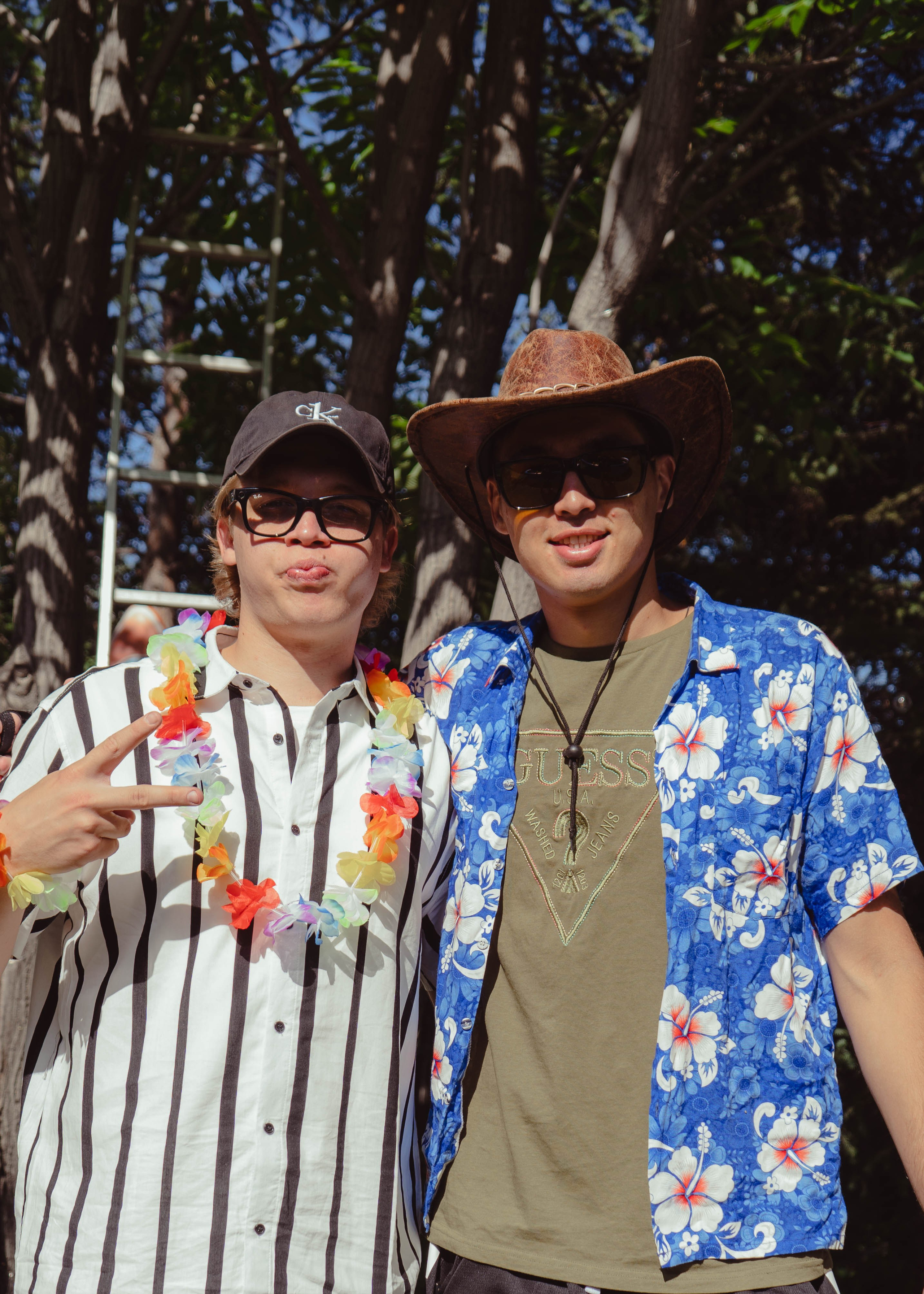 Гавайская вечеринка. Кир Анисин. Режиссер & фотограф