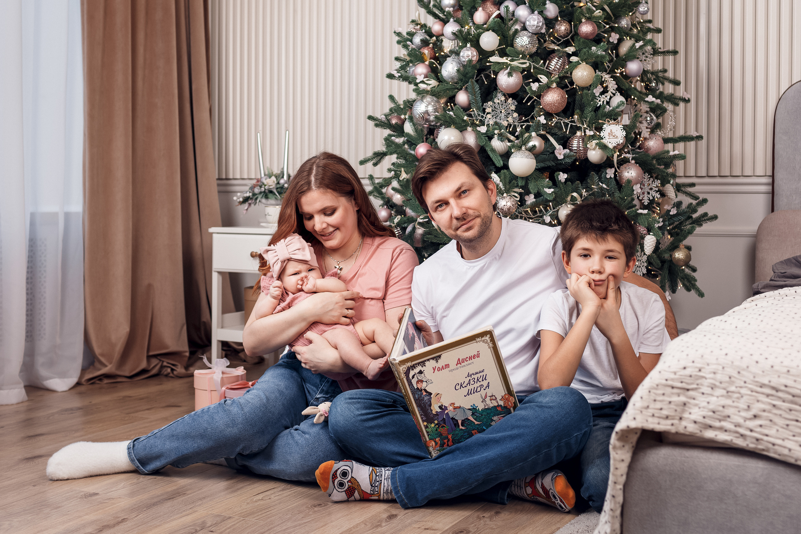 Новогодняя история в розовом цвете). Ирина Носова - семейный и детский фотограф