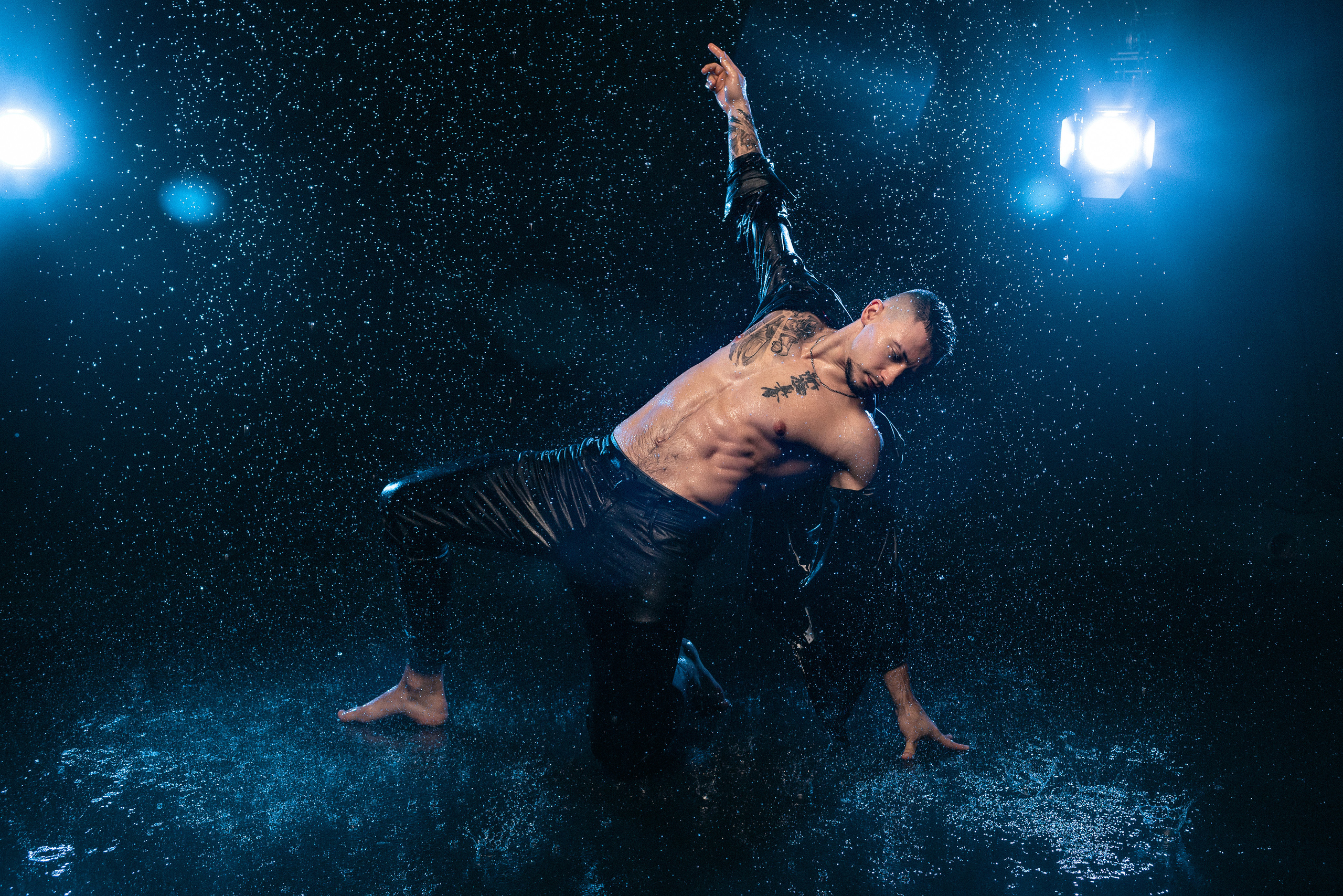 Танец под дождем. Ирина Носова - семейный и детский фотограф