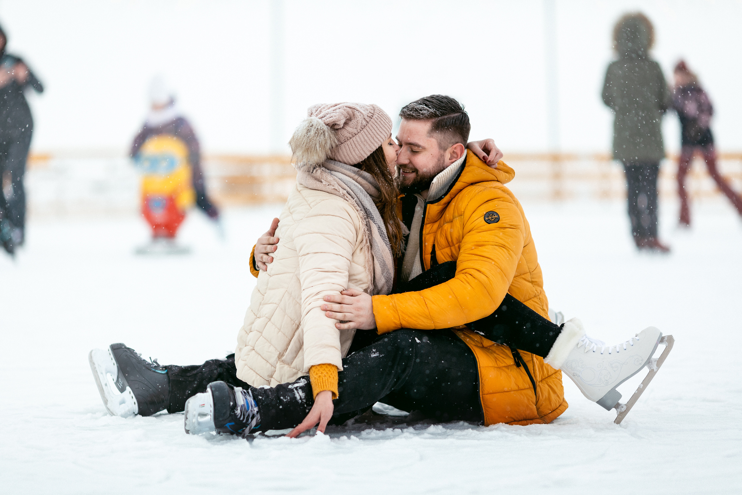 Love story на катке. Ирина Носова - семейный и детский фотограф