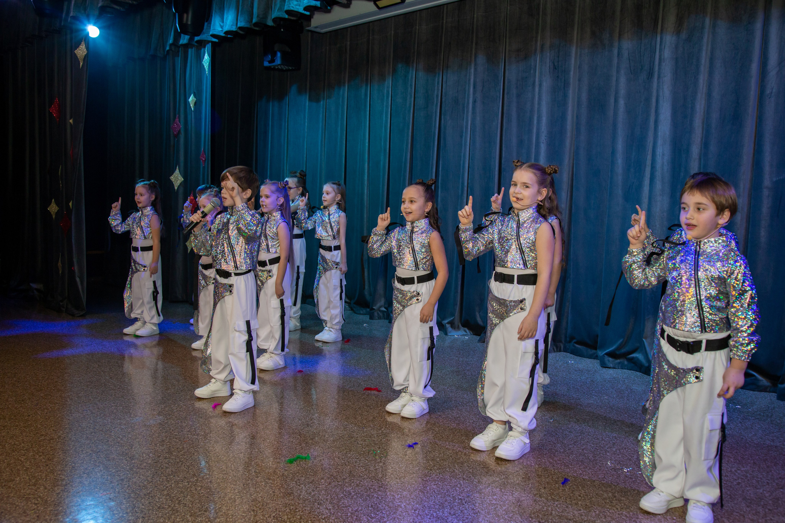 Репортажная съёмка для Домисольки на новый год. «Студия DRONAVT`s» — видеосъёмка и фотография г. Москва