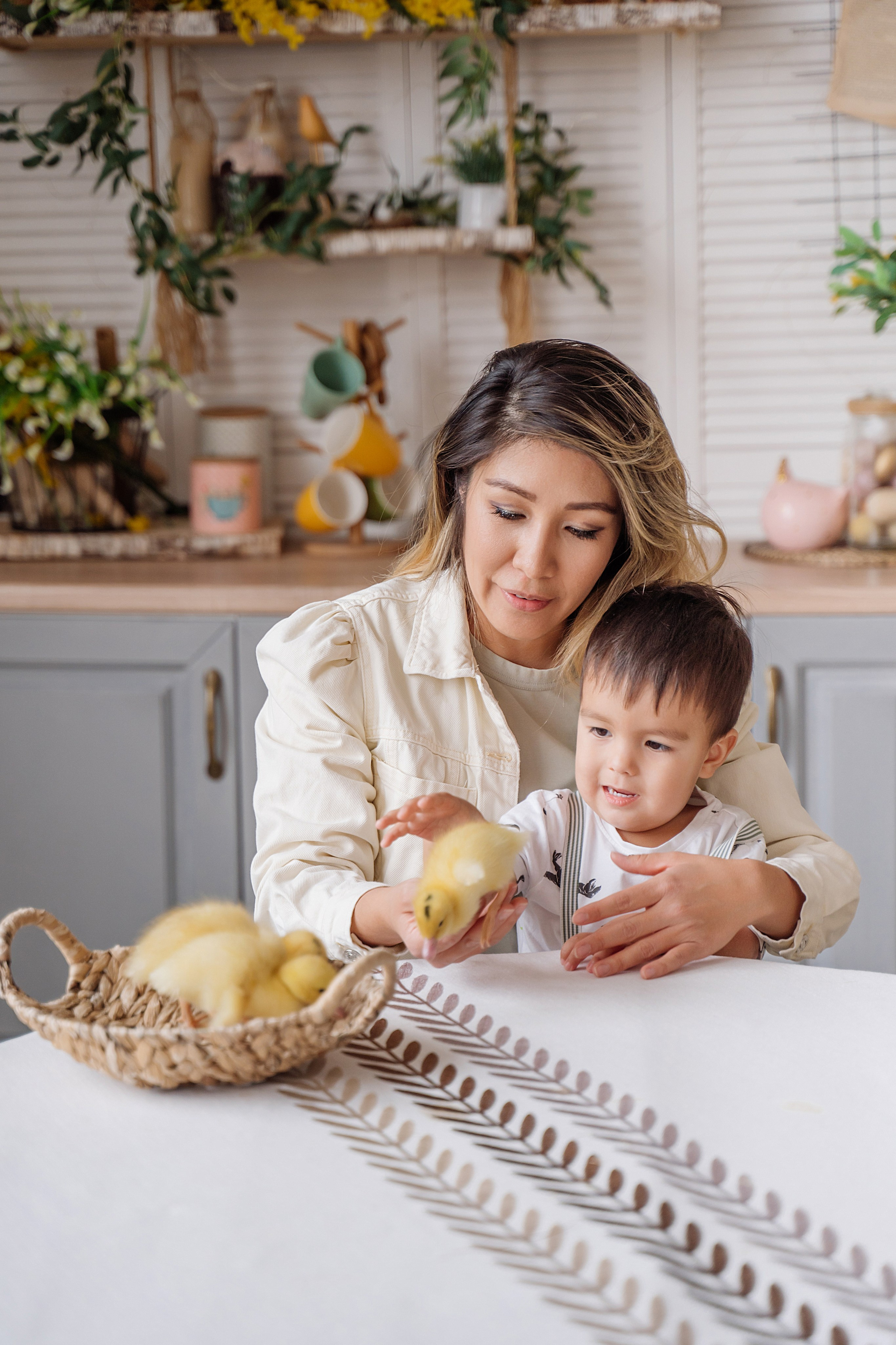 Семейная фотосессия с уточками. Свадебный фотограф