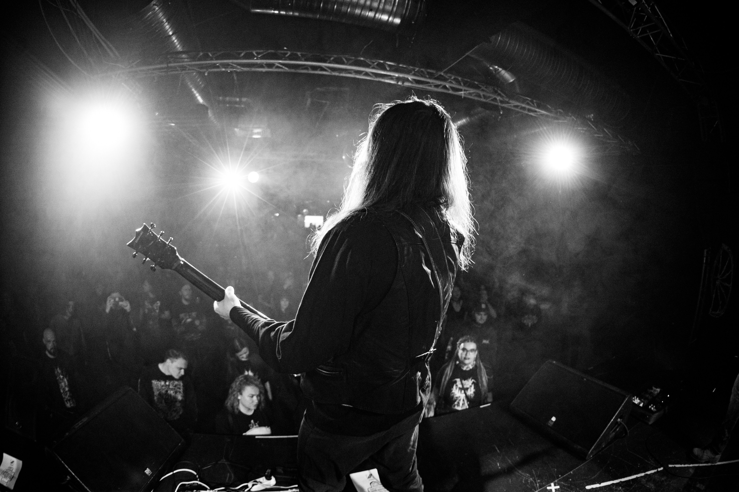 ИЛ • Minuala • Khlad|Glastonberry. Концертный и репортажный фотограф в Санкт-Петербурге Слава Пахомов